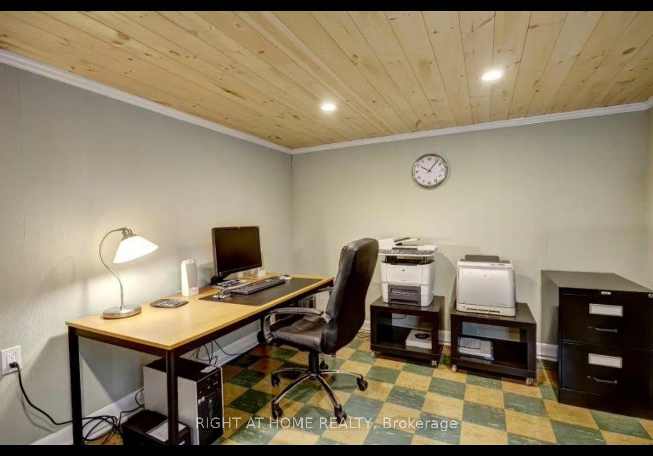 3 Bexhill Avenue Basement #Basement, Toronto — Detached for lease, photo 1
