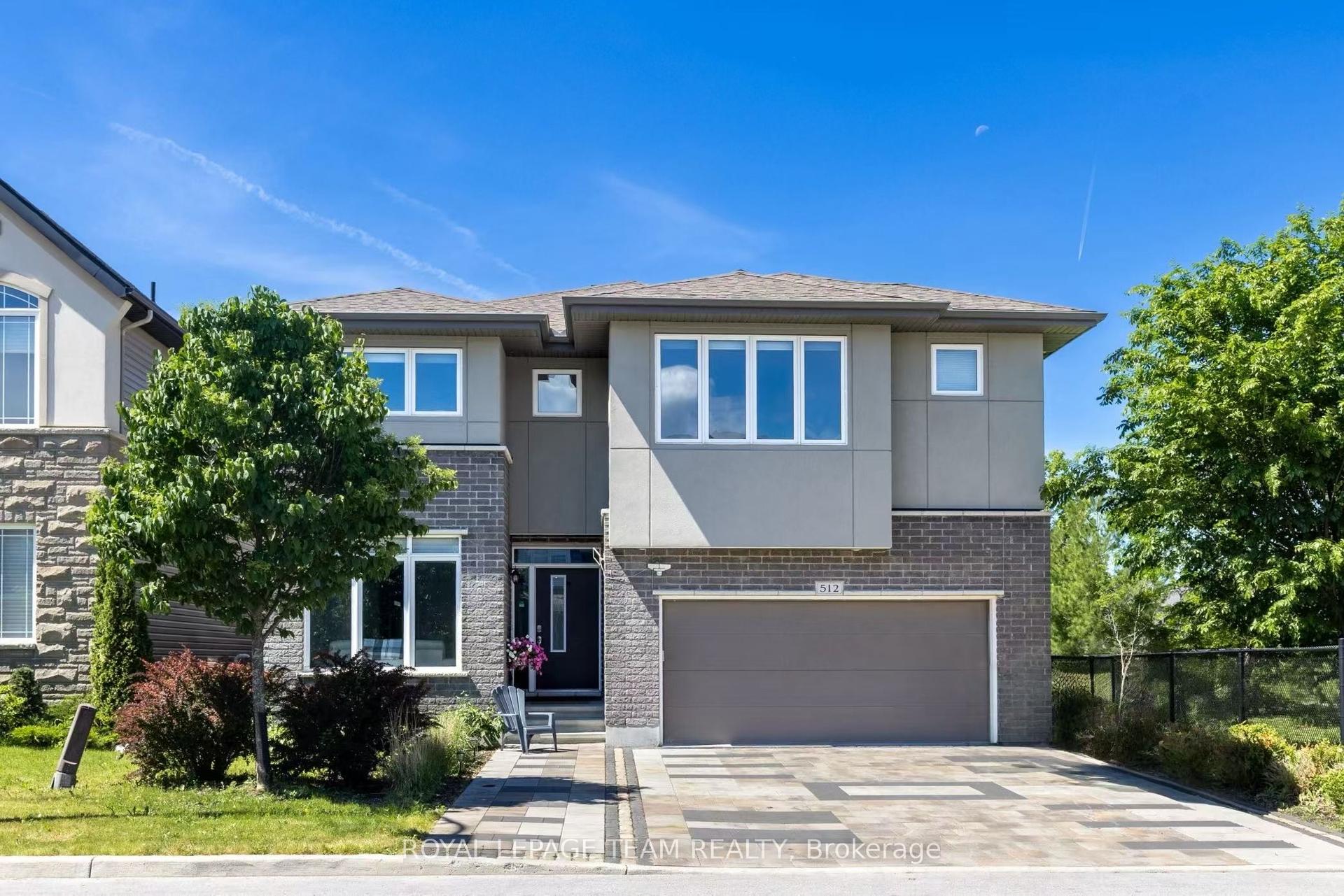 512 BRECCIA Heights — photo 1