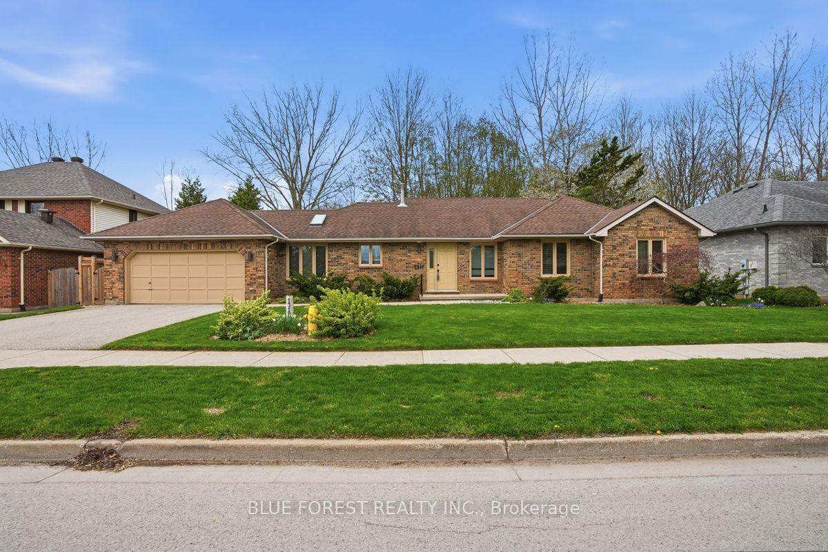 1311 Aldersbrook Road — photo 1
