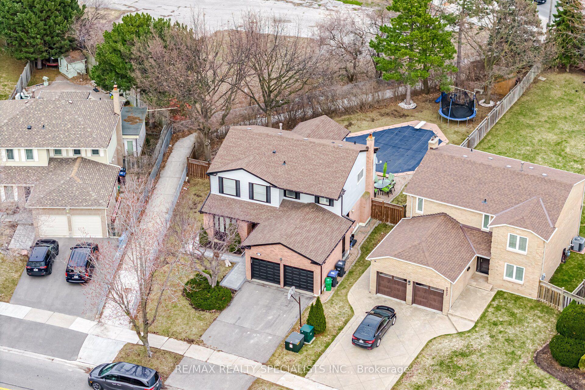 6101 Edenwood Drive, Mississauga — Detached for sale, photo 1
