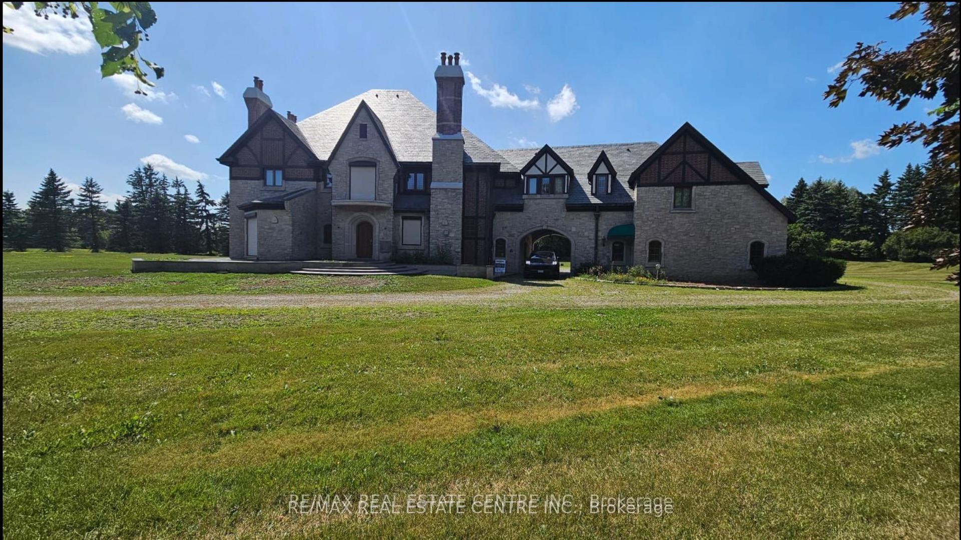 2 Edgeforest Drive — photo 1