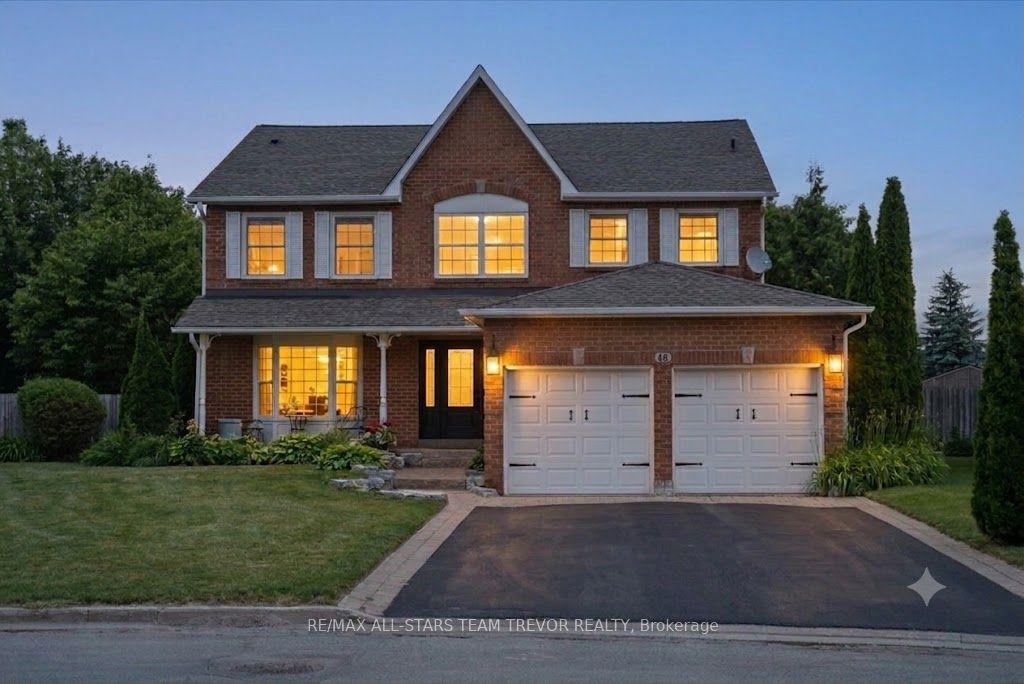 46 Chartwell Crescent — photo 1