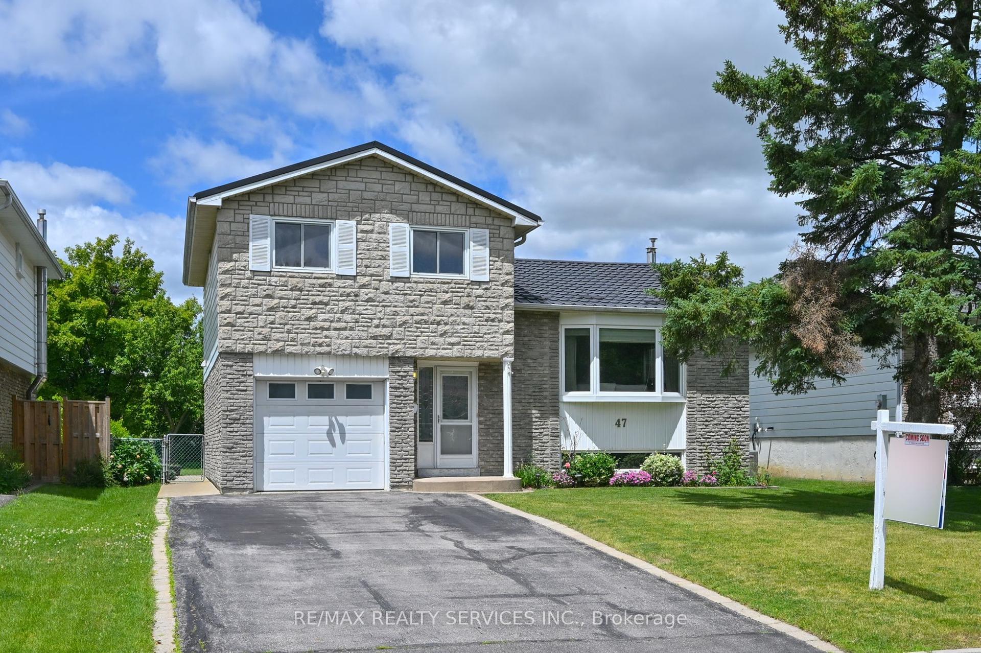 47 Grassington Crescent — photo 1