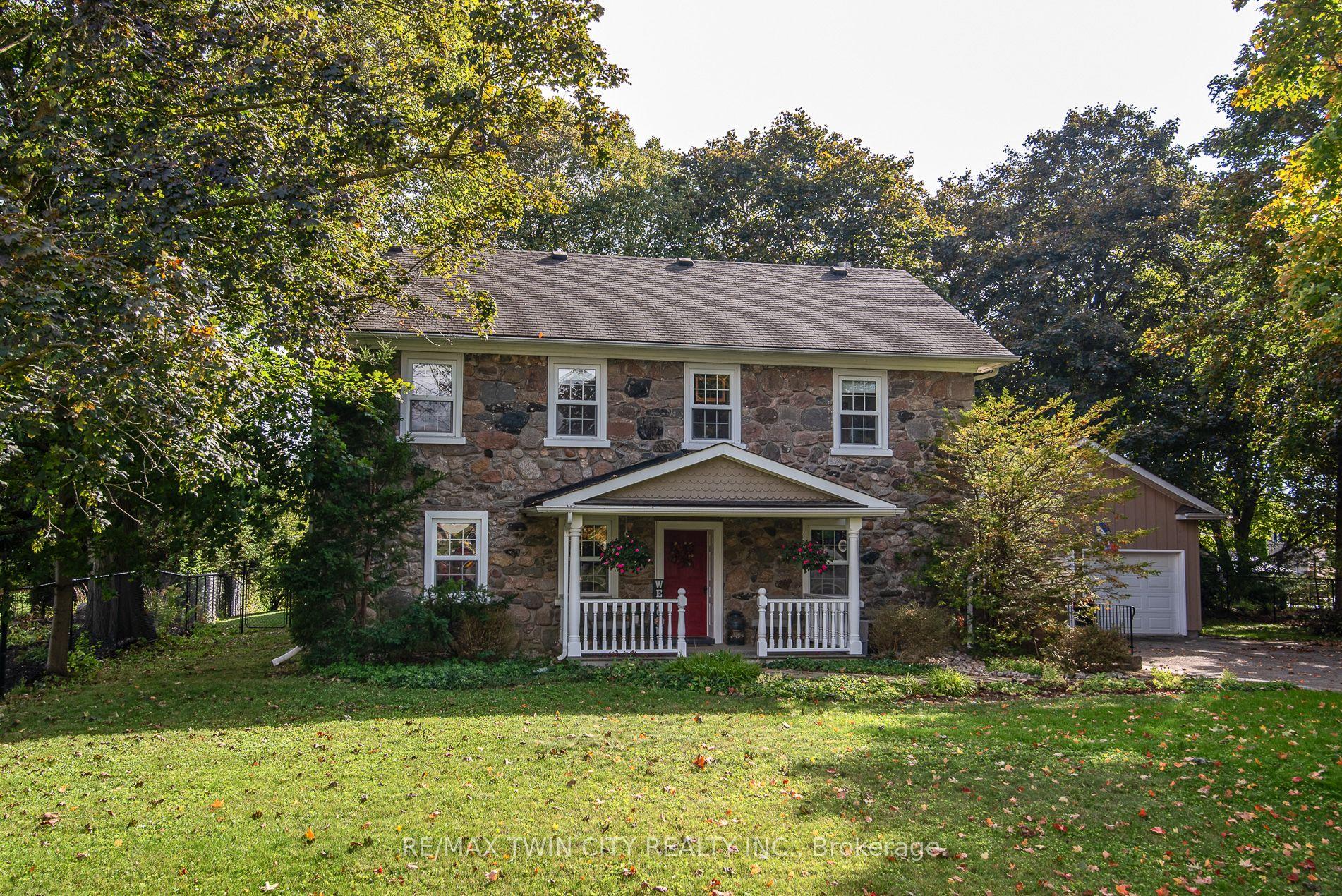 274 Woodridge Drive — photo 1