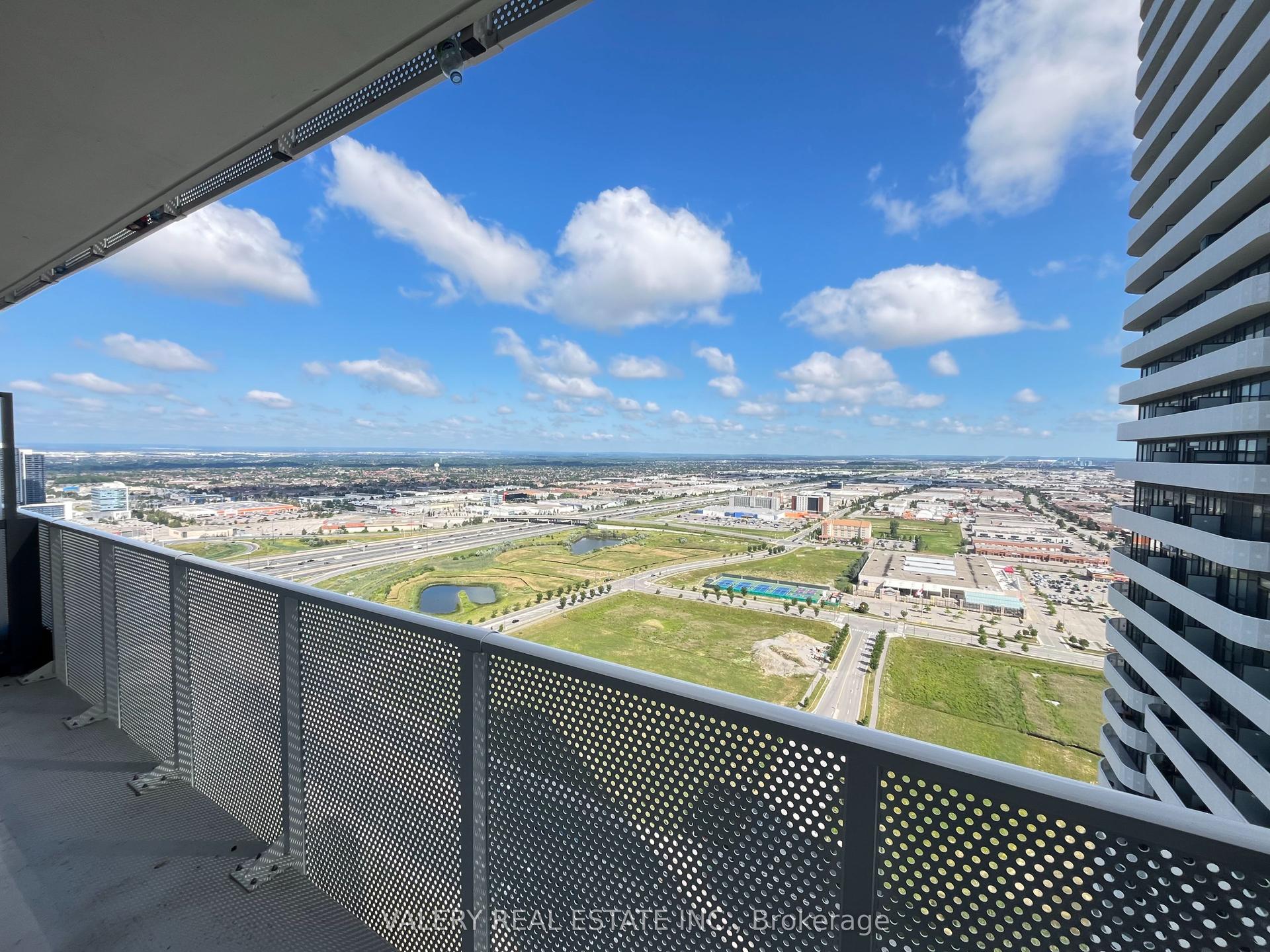 195 Commerce Street 4112 #4112, Vaughan — Condo for lease, photo 1