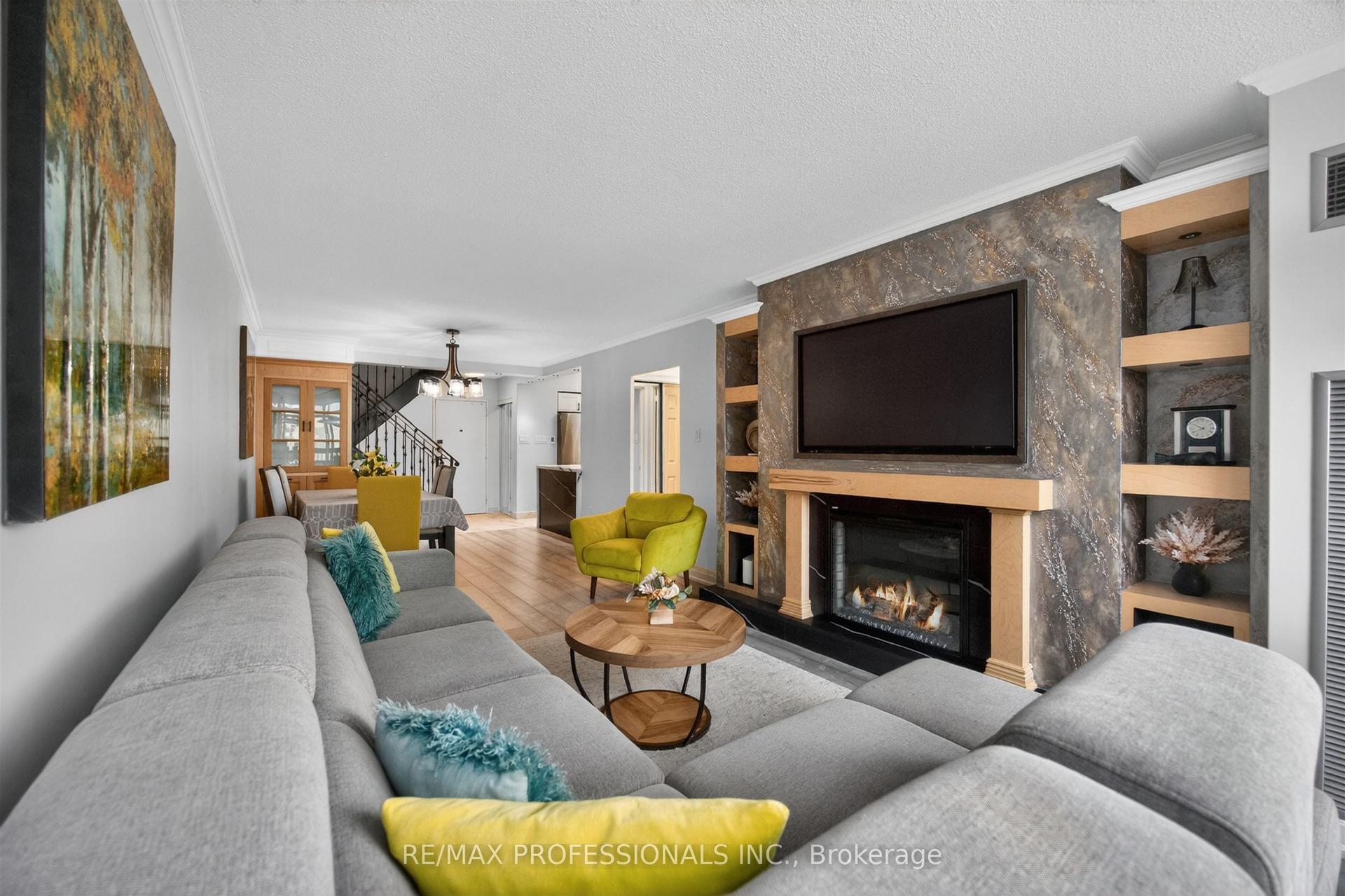 366 The East Mall 209 #209, Toronto — Condo for sale, photo 1