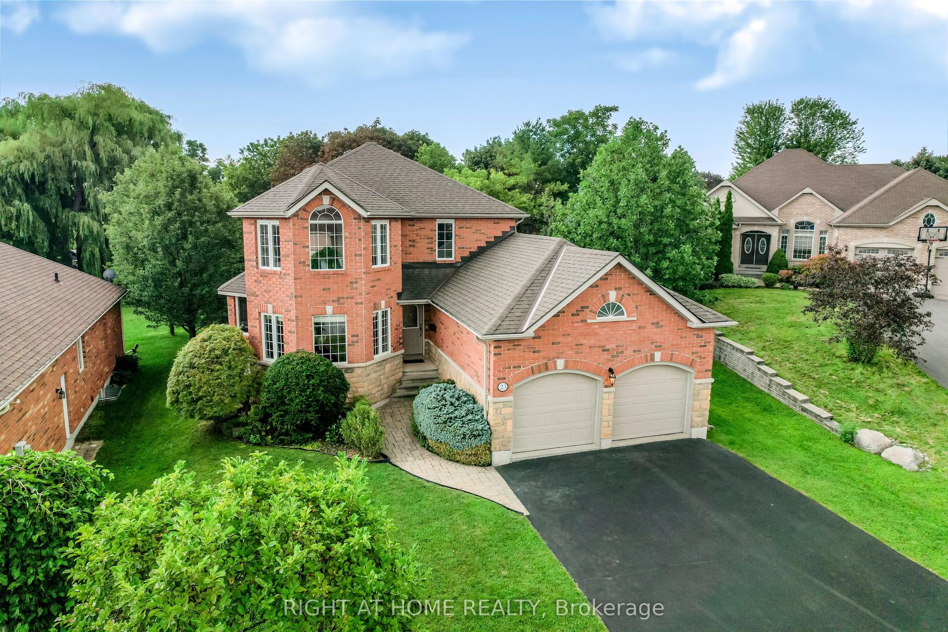 23 Magnolia Court, Belleville — Detached for sale, photo 1