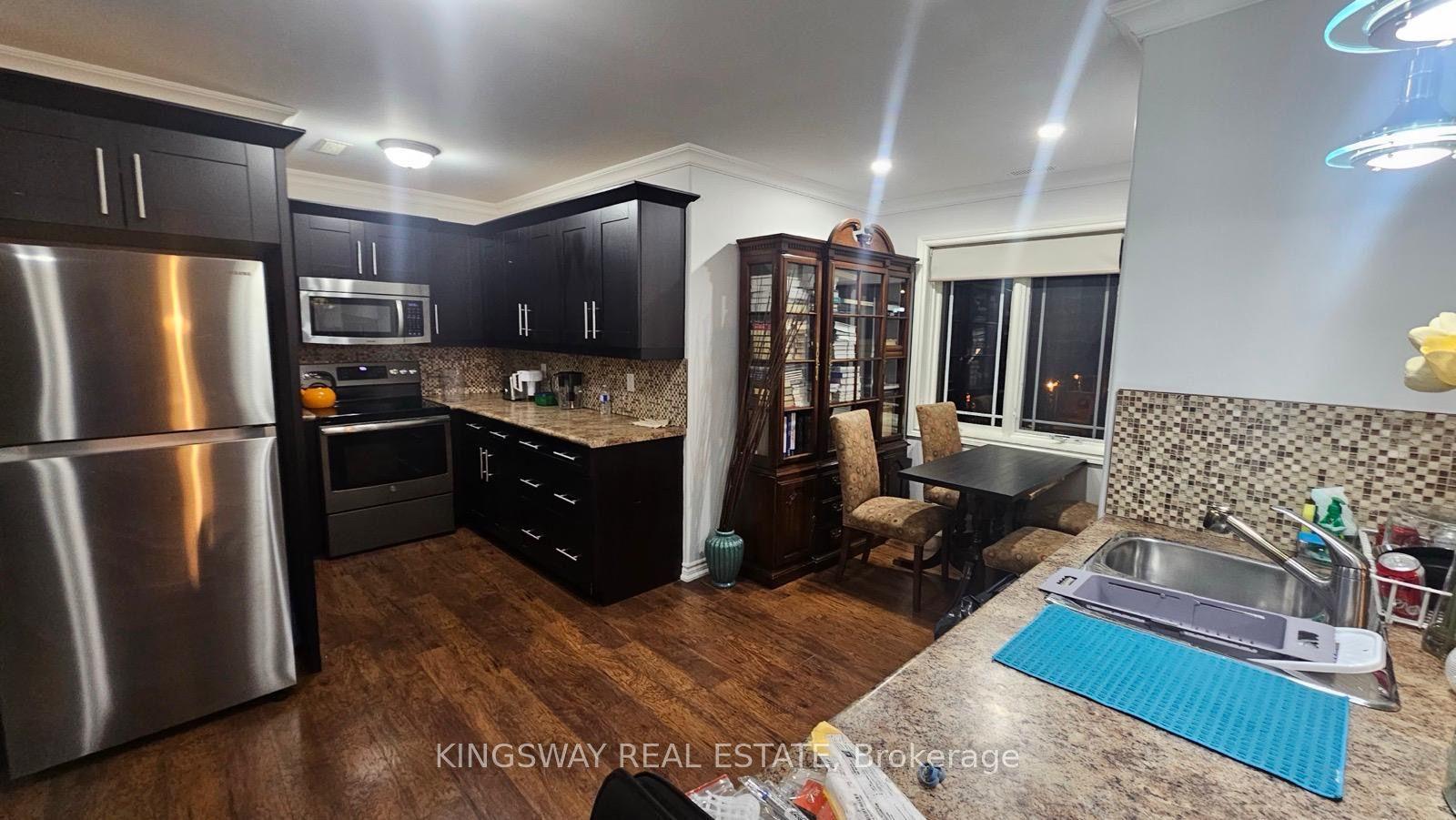 5164 New St Upper level Street — photo 1