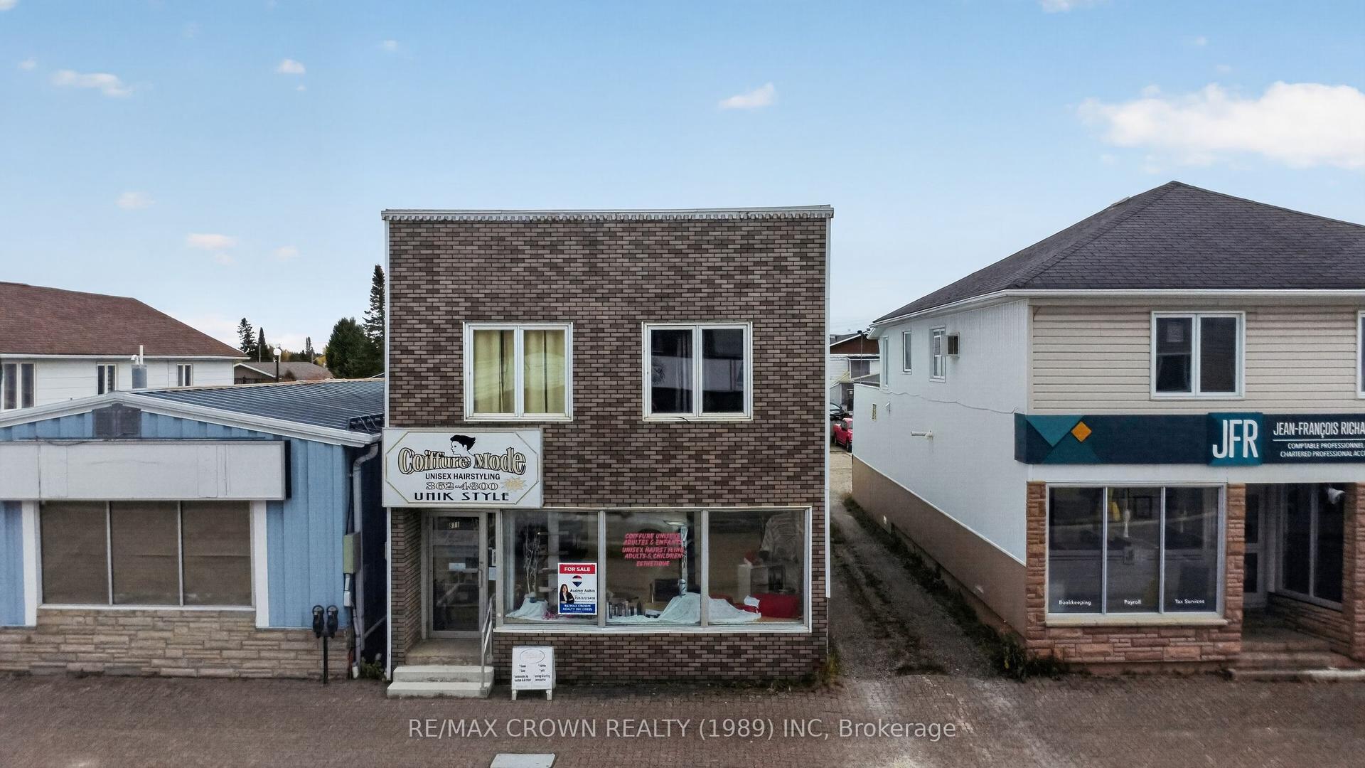 811 George Street, Hearst — Commercial for sale, photo 1