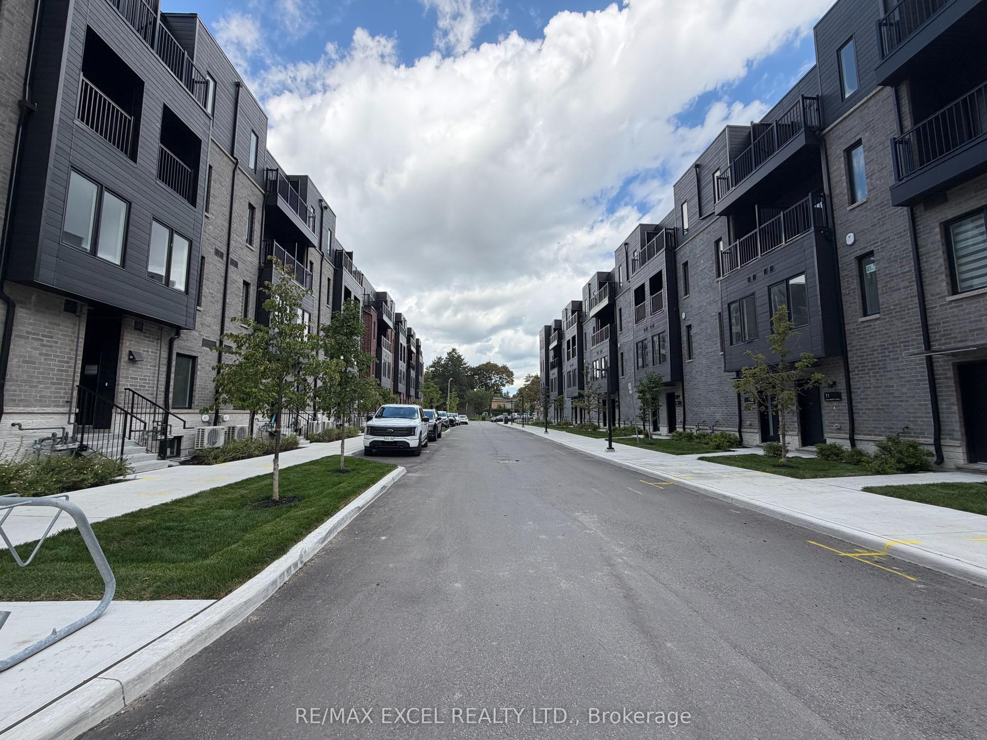 10 CALAMINT Lane 67 #67, Toronto — Townhouse for sale, photo 1