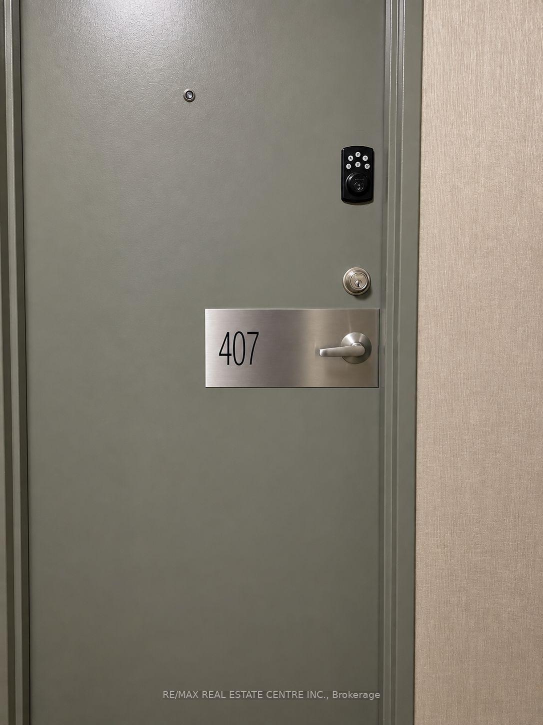 627 The West Mall 407 #407, Toronto — Condo for lease, photo 1