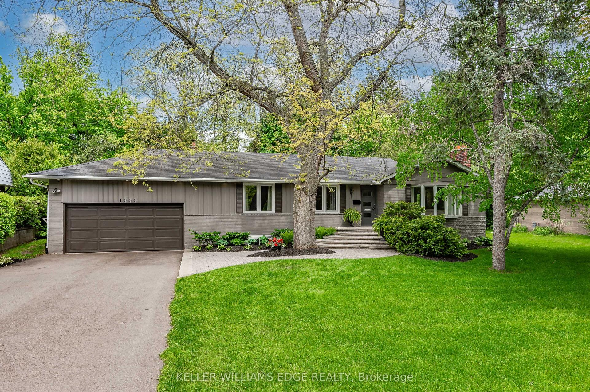 1589 Crediton Parkway — photo 1