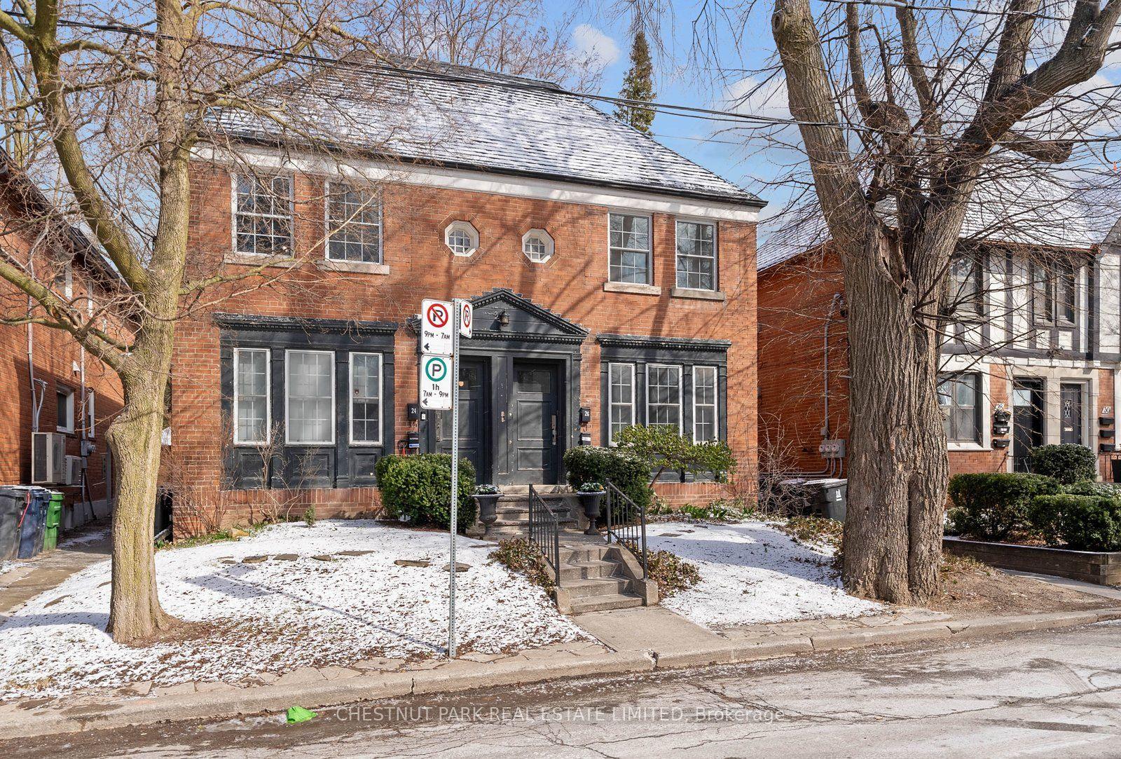 26 Strathgowan Avenue Upper #Upper — photo 1