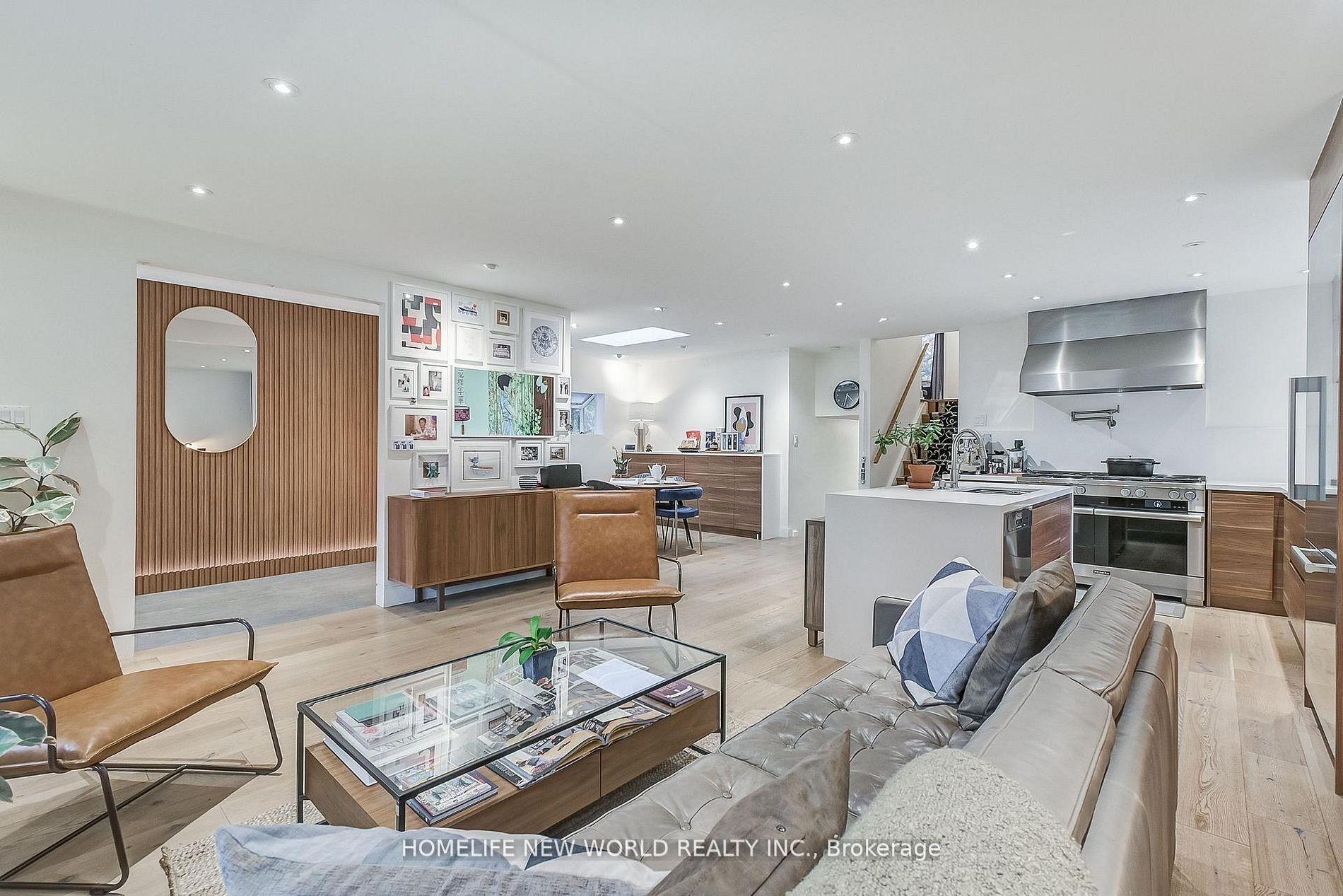 59 Bobmar Road, Toronto — Detached for sale, photo 1