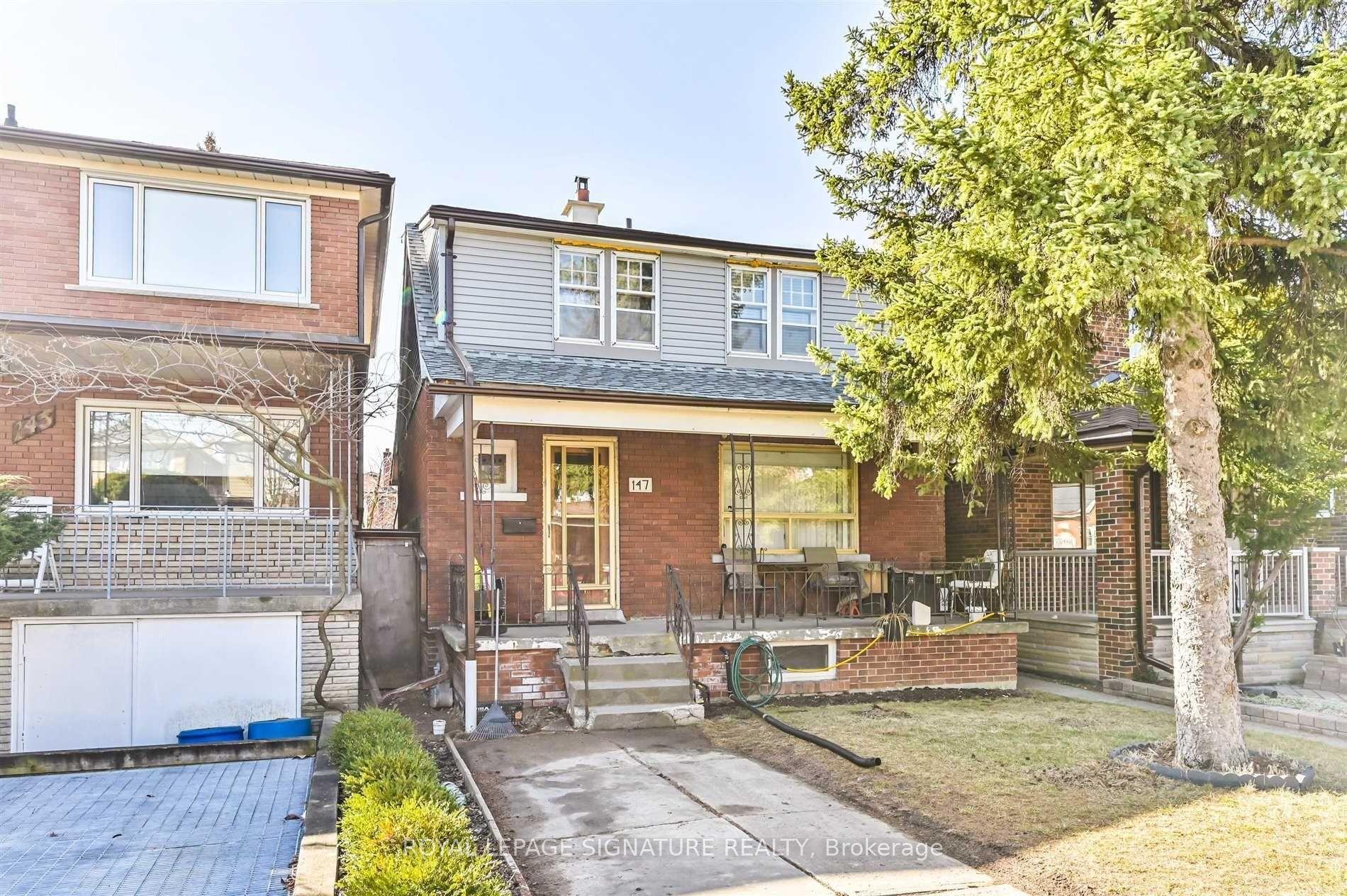 147 Gloucester Grove Lower #Lower, Toronto — Detached for lease, photo 1