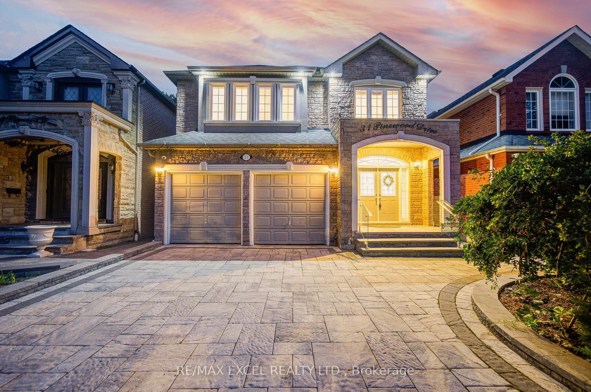 31 Pinewood Drive, Vaughan — Detached for sale, photo 1
