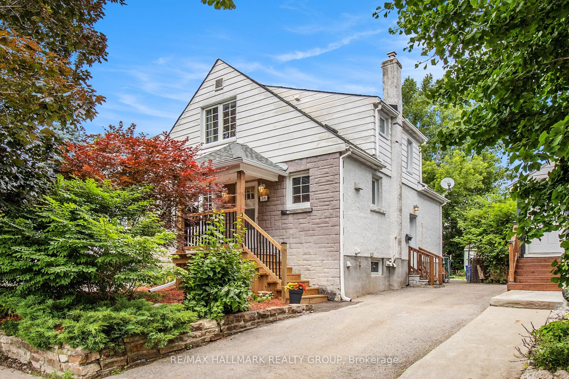 99 Dagmar Avenue, Vanier and Kingsview Park — Detached for sale, photo 1