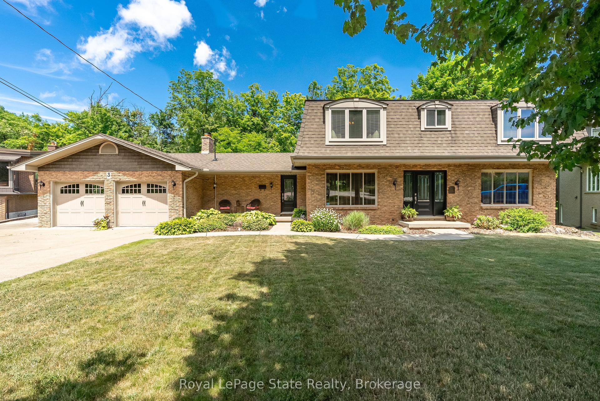 3 Maple Drive, Hamilton — Detached for sale, photo 1