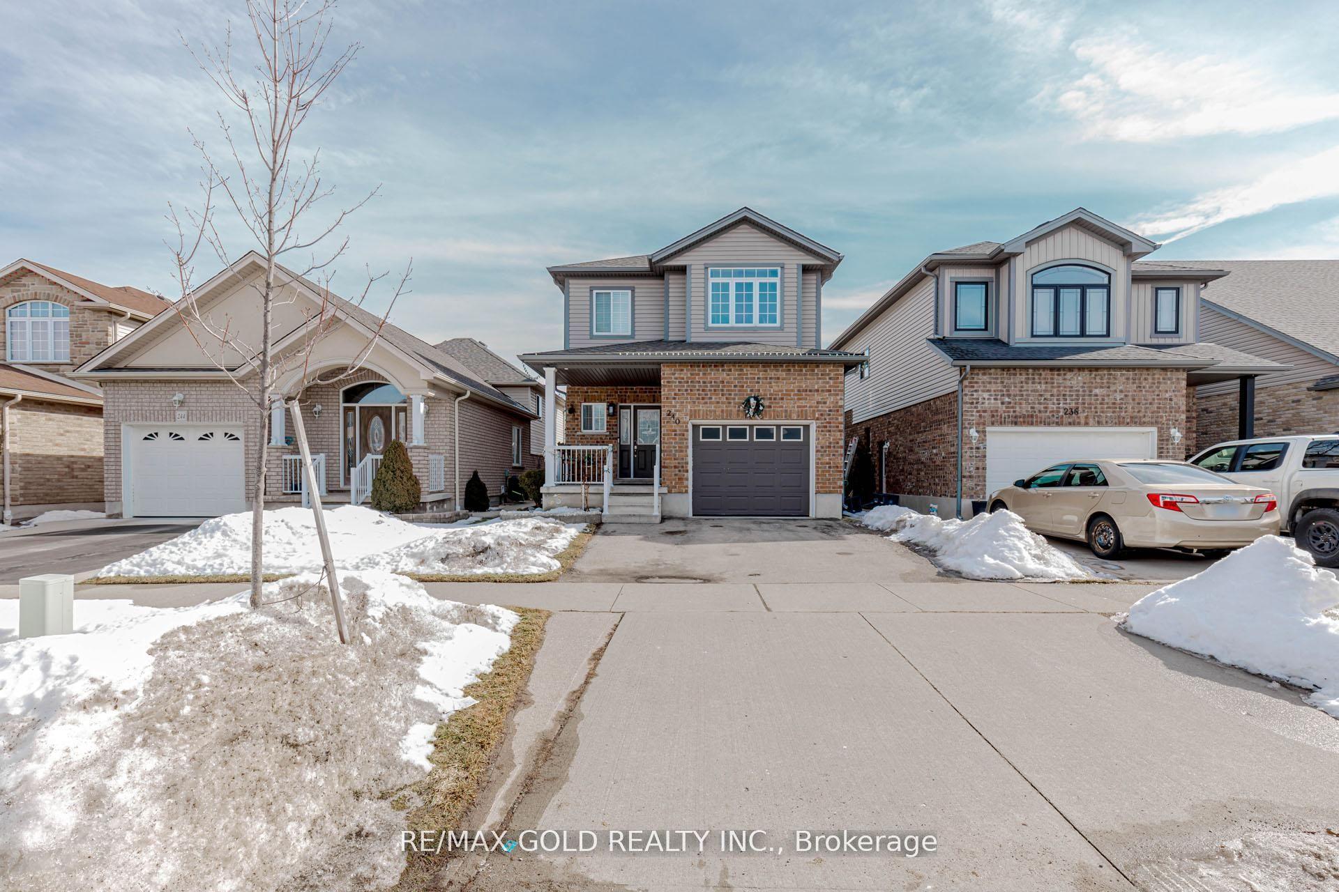 240 Birkinshaw Road — photo 1