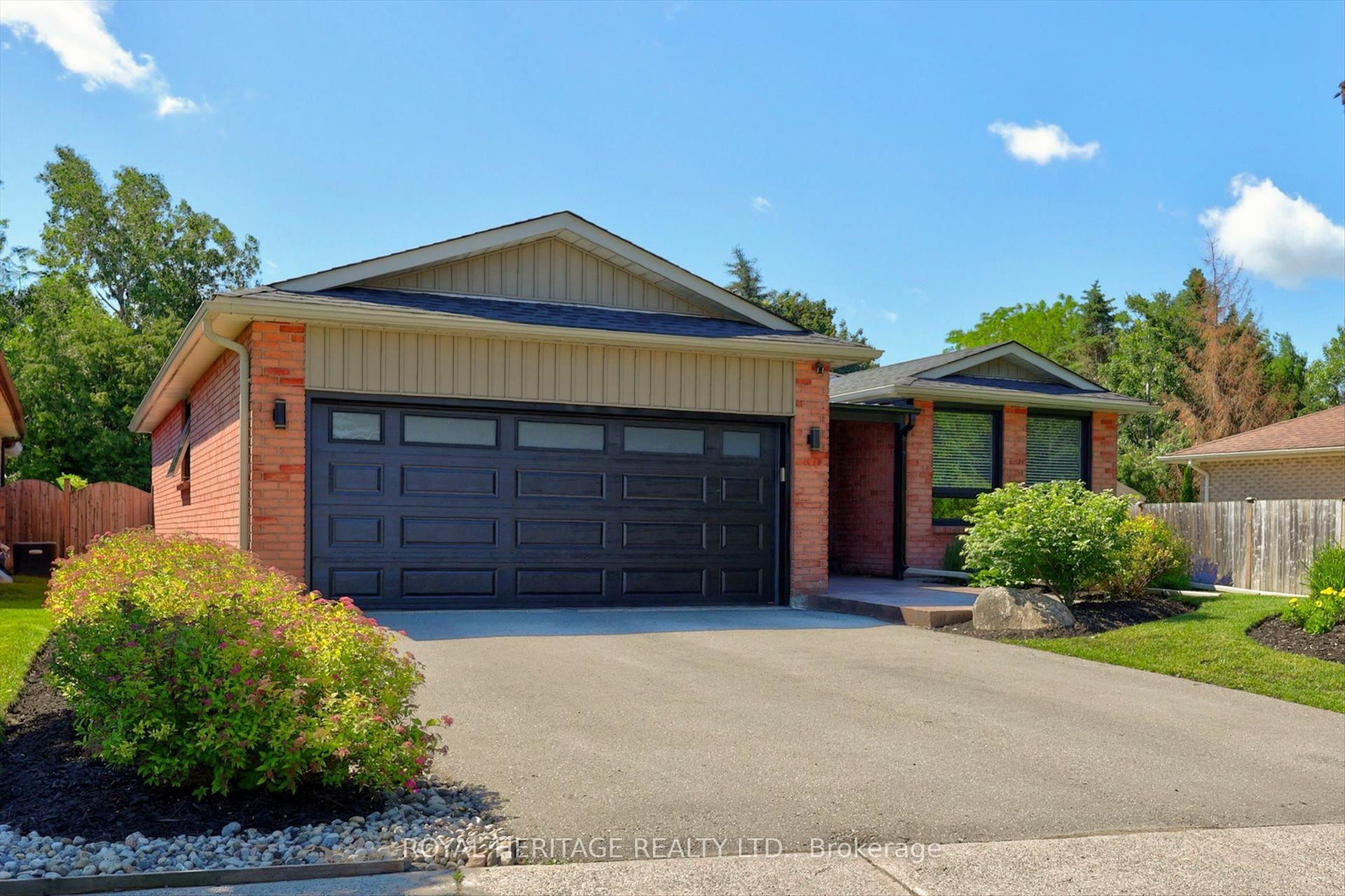 30 Karen Drive — photo 1