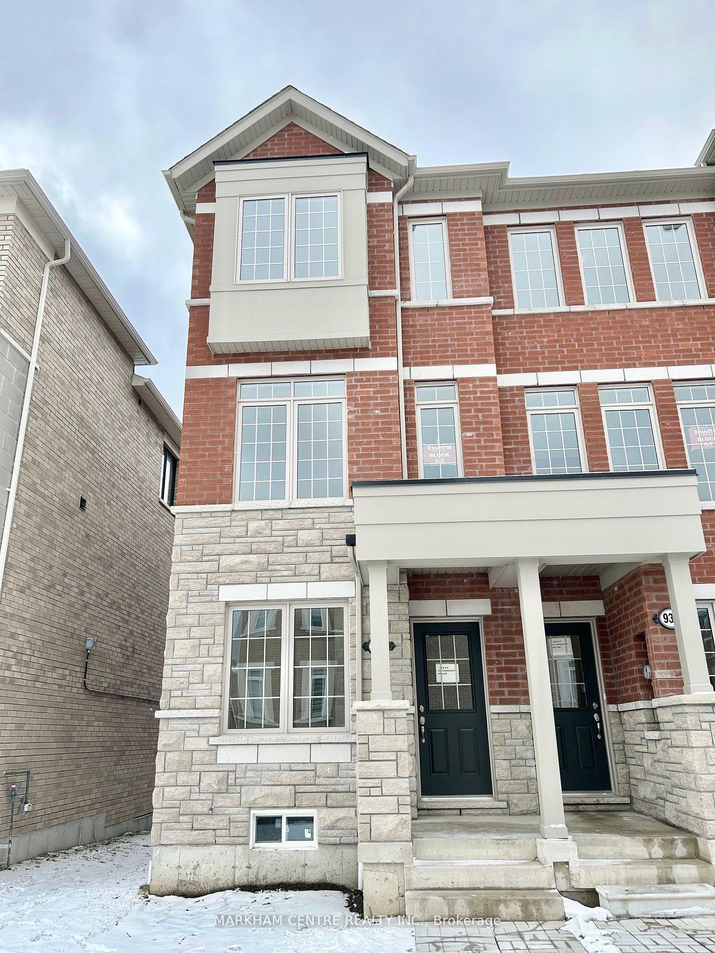 939 Crowsnest Hollow — photo 1