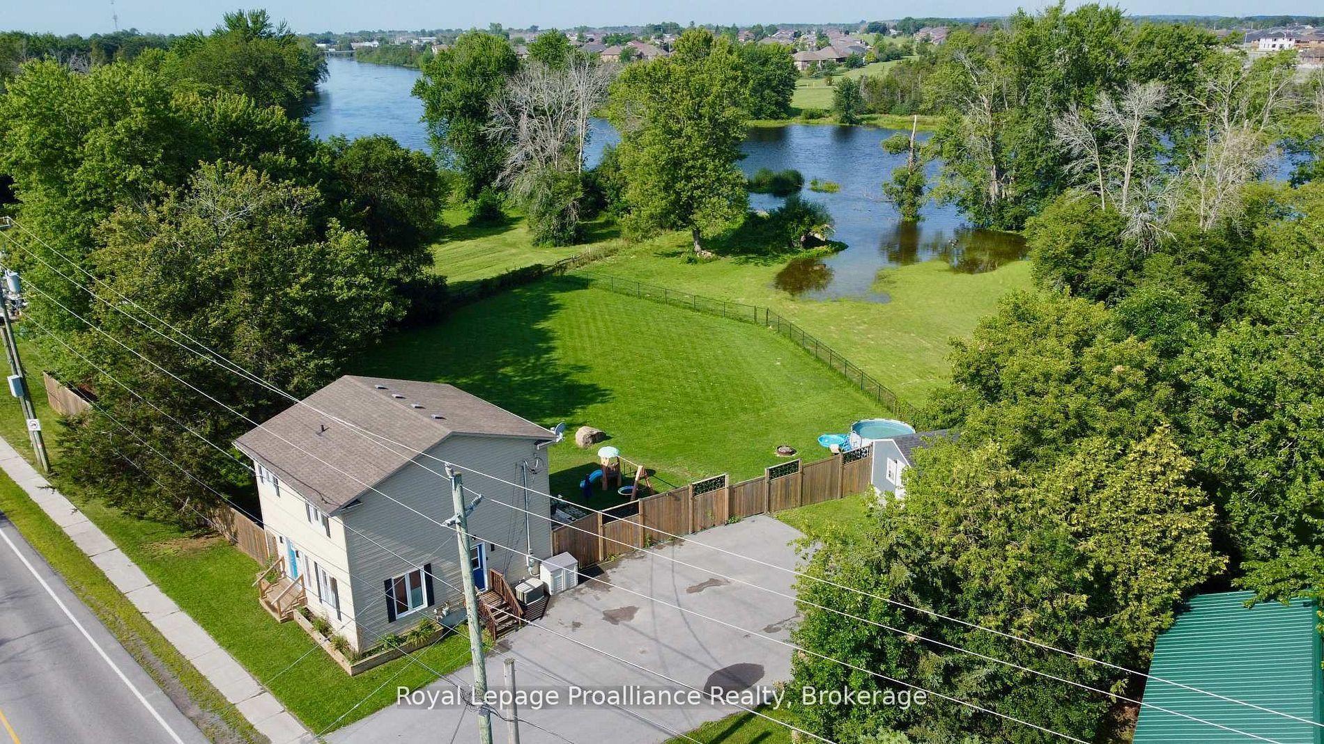 465 Cannifton Road, Belleville — Detached for lease, photo 1