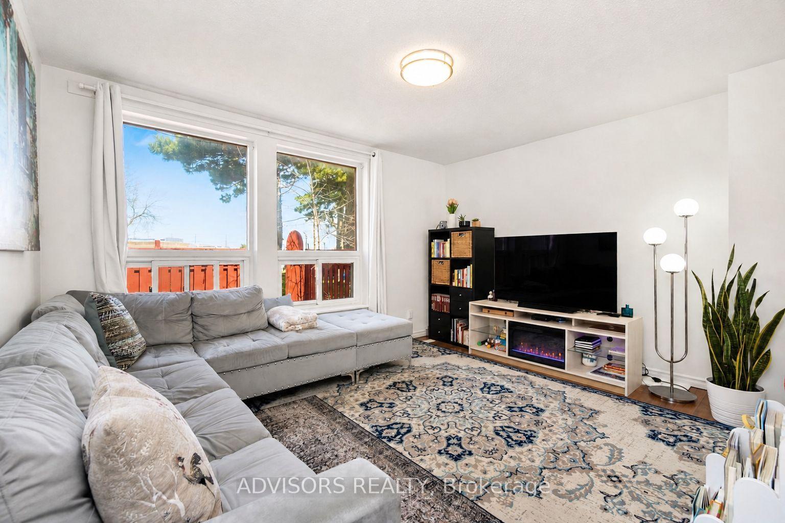 258 John Garland Boulevard 247 #247 — photo 1