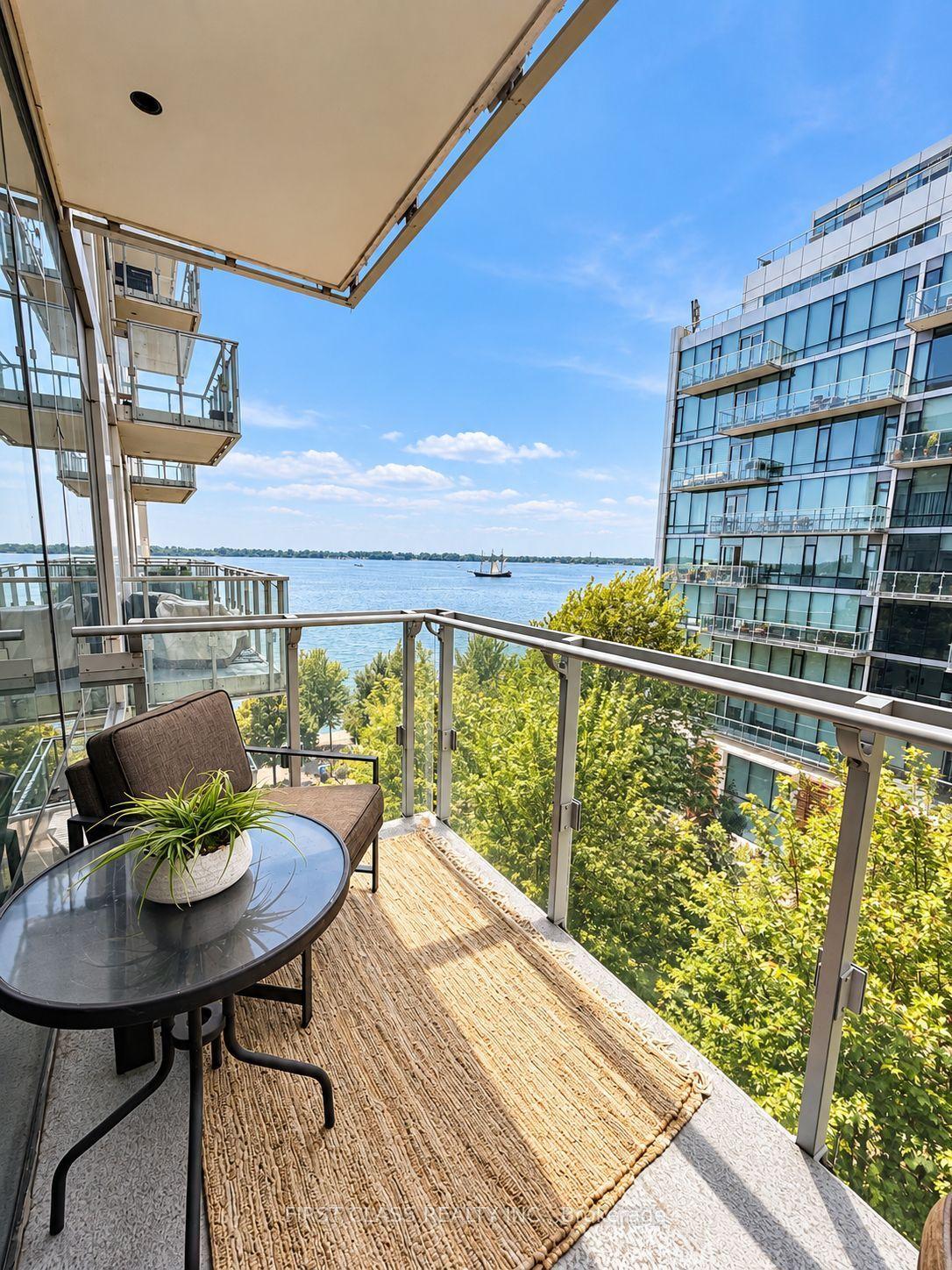 39 Queens Quay E 625 #625, Toronto — Condo for lease, photo 1