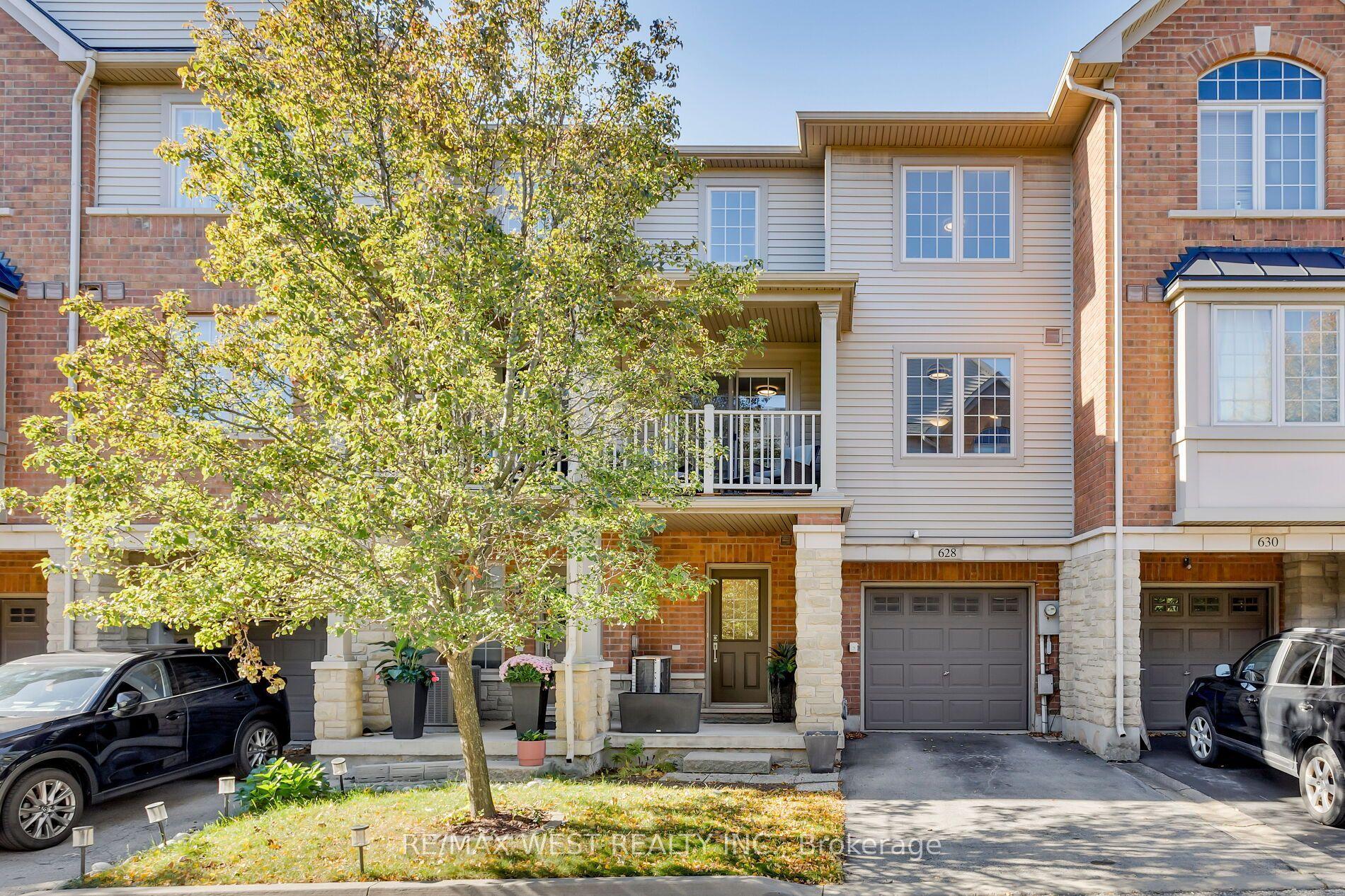 628 Bibby Common, Burlington — Townhouse for sale, photo 1