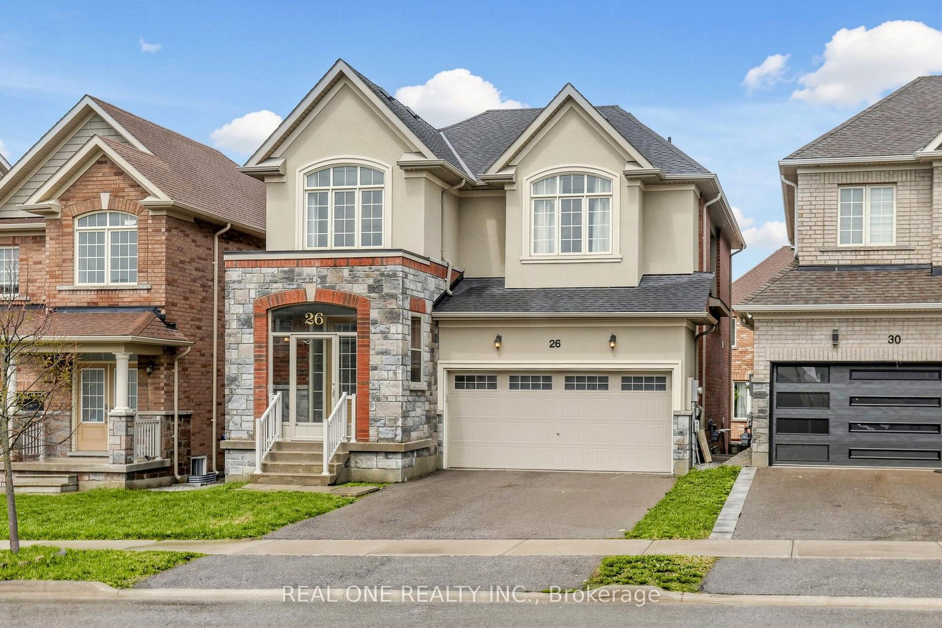 26 Mondial Crescent — photo 1