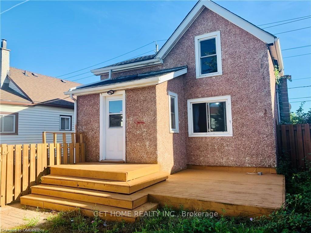 100 Lincoln Street, Welland — Detached for sale, photo 1