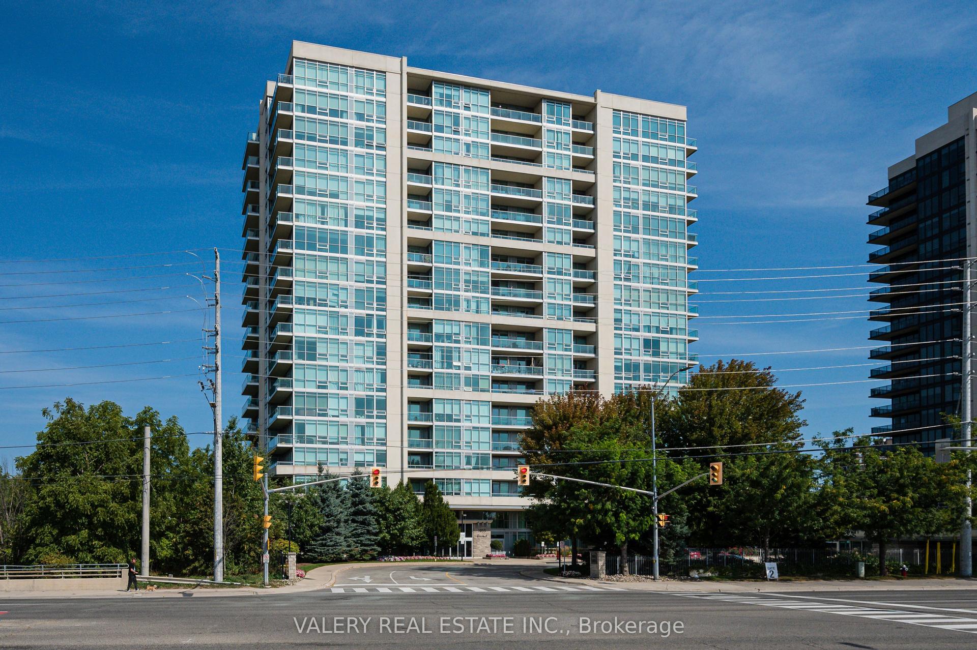 1055 Southdown Road 201 #201 — photo 1
