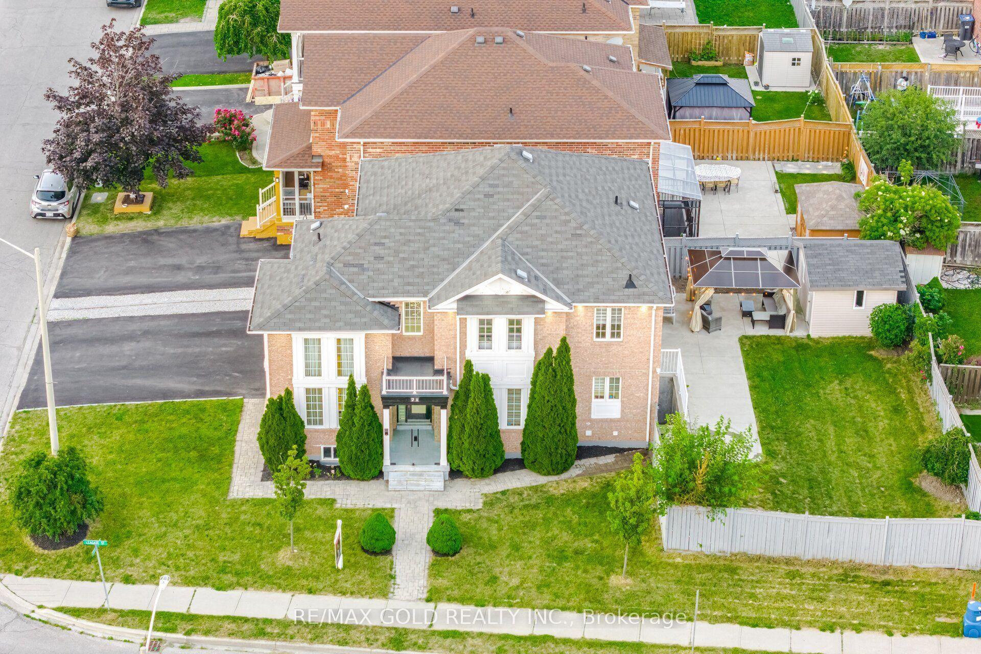 71 LEAGATE Street, Brampton — Detached for sale, photo 1