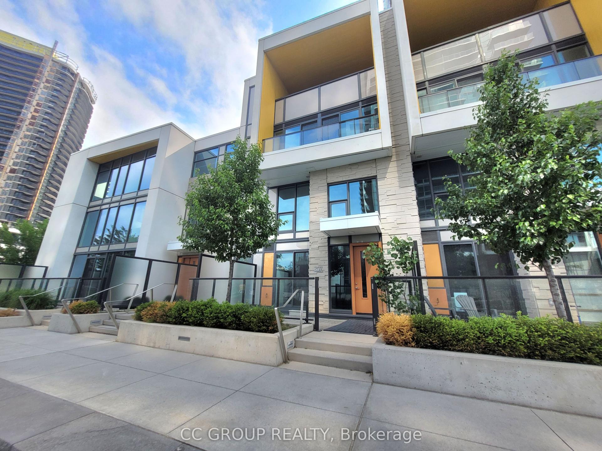 85 Mcmahon Drive Th207 #Th207, Toronto — Condo Town for lease, photo 1