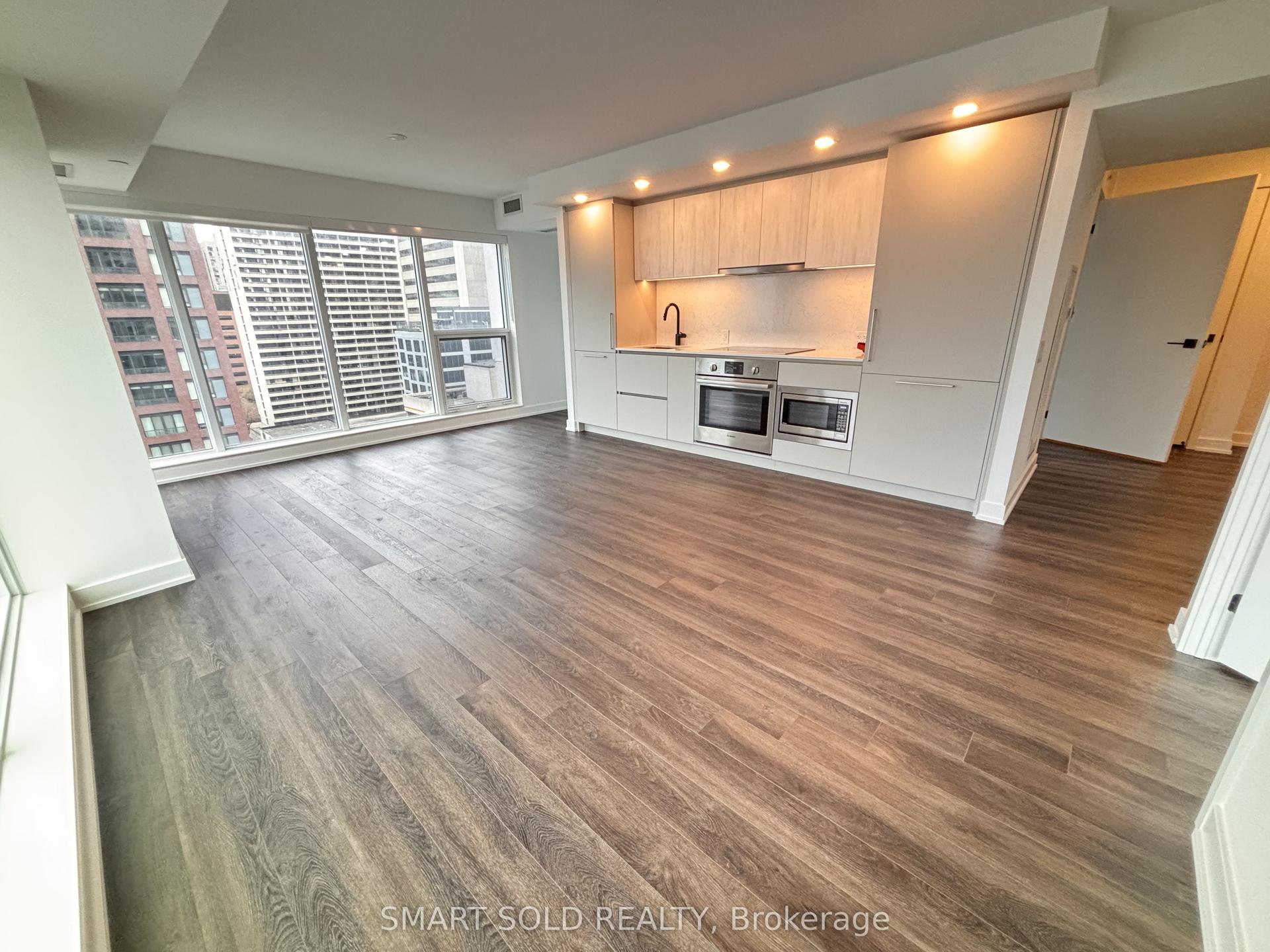 609 Sherbourne Street 1402 #1402 — photo 1
