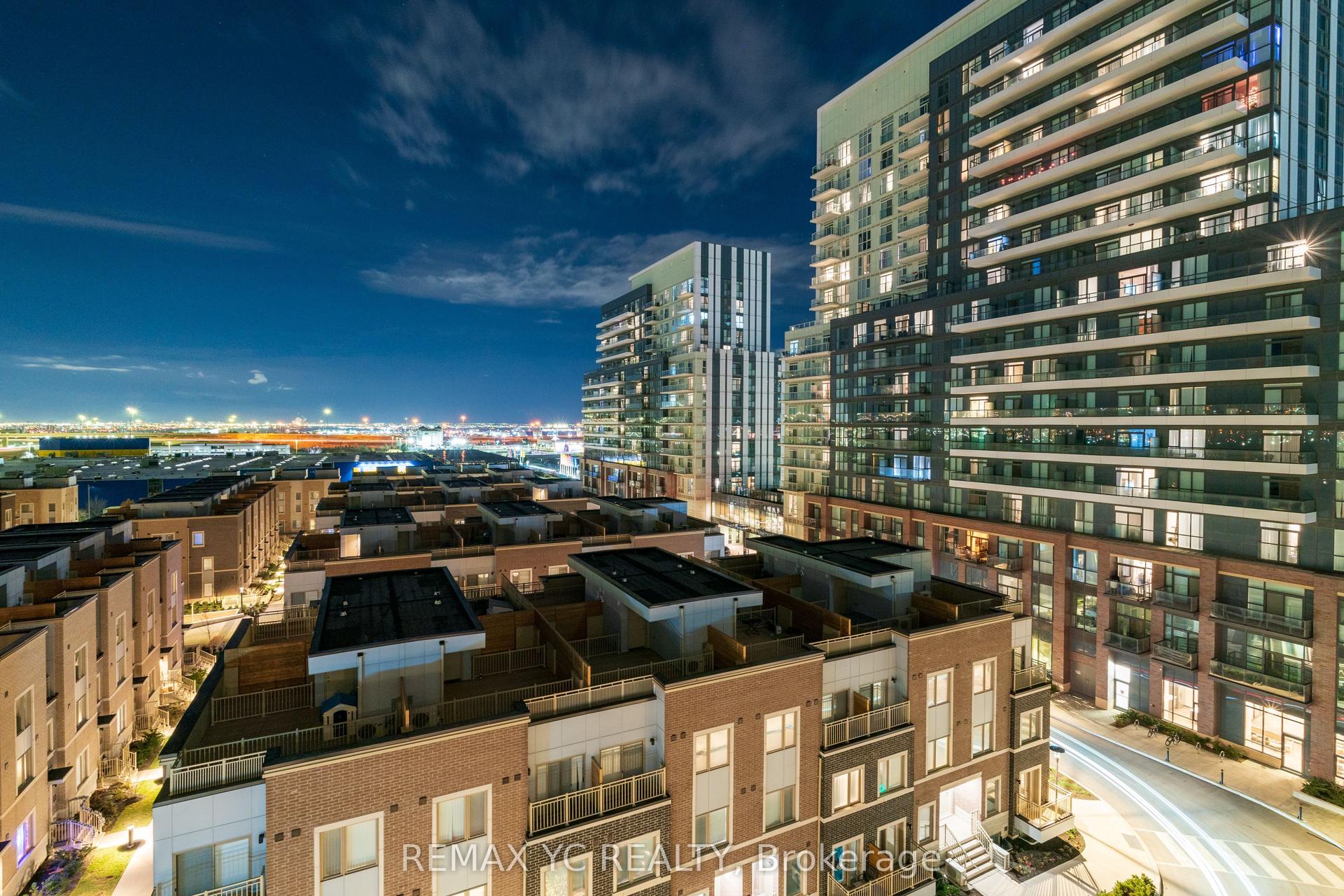 60 Honeycrisp Crescent 701 #701, Vaughan — Condo for lease, photo 1