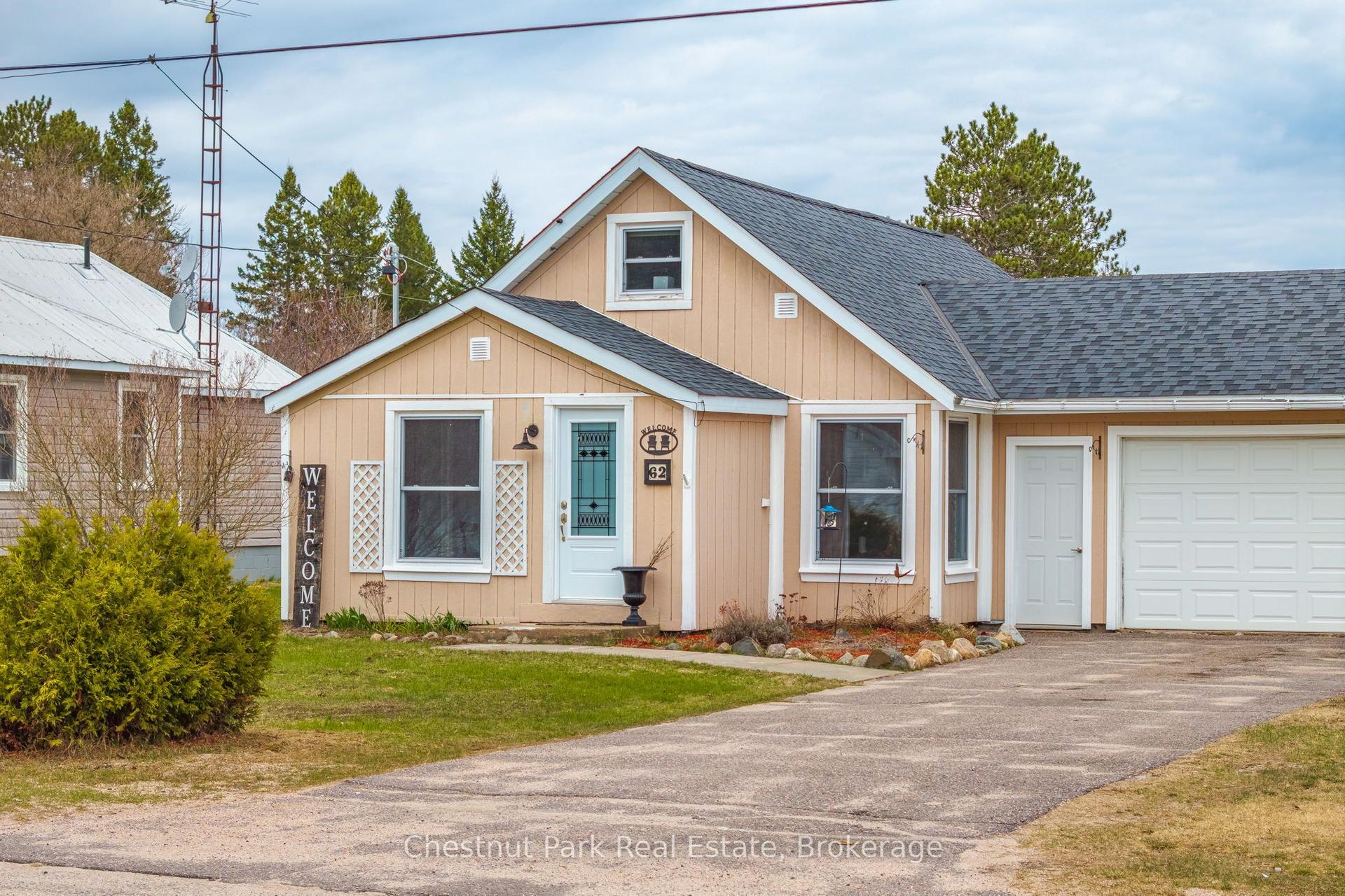 62 Riverside Avenue — photo 1