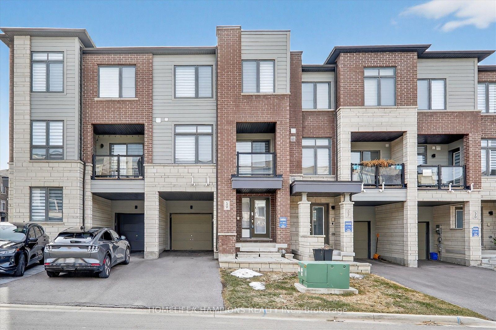 39 Delano Way, Newmarket — Townhouse for sale, photo 1