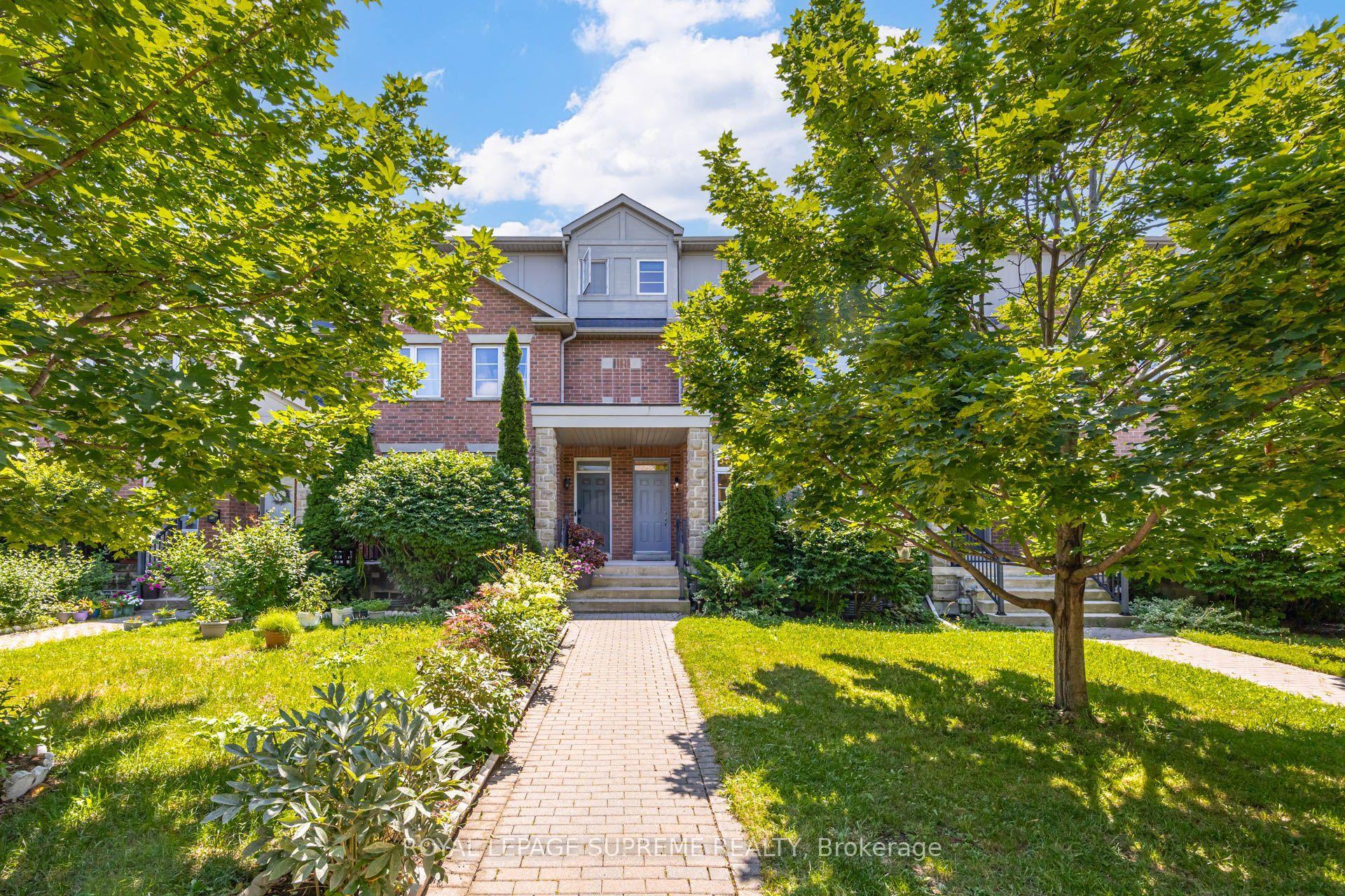 19B Hobden Place, Toronto — Townhouse for sale, photo 1