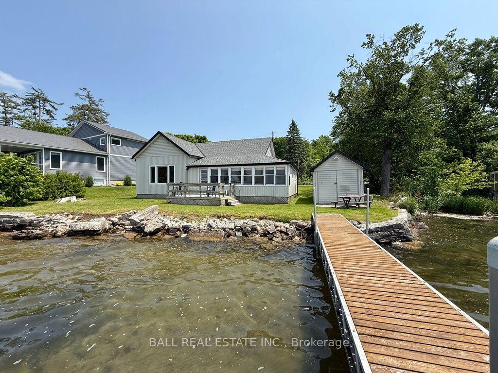 654 Hatton Avenue — photo 1