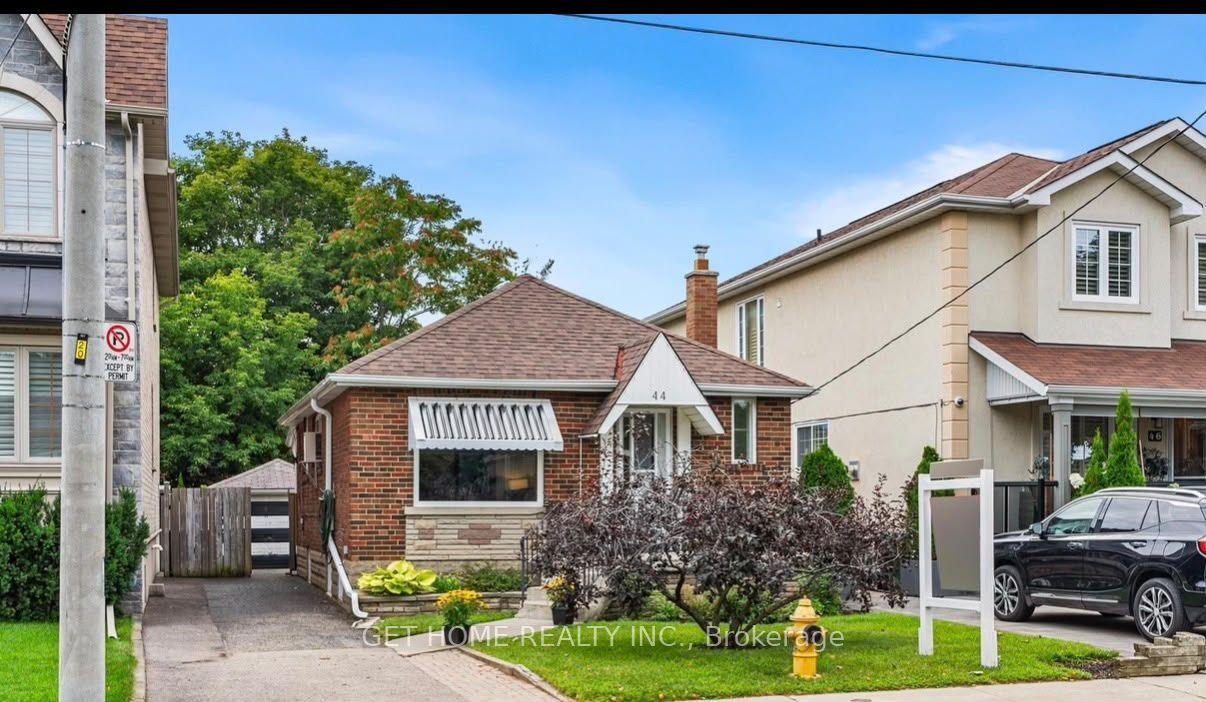 44 St Hubert Avenue Basement #Basement, Toronto — Detached for lease, photo 1