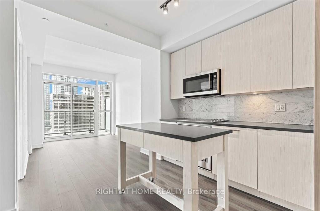 38 Iannuzzi Street 1213 #1213 — photo 1