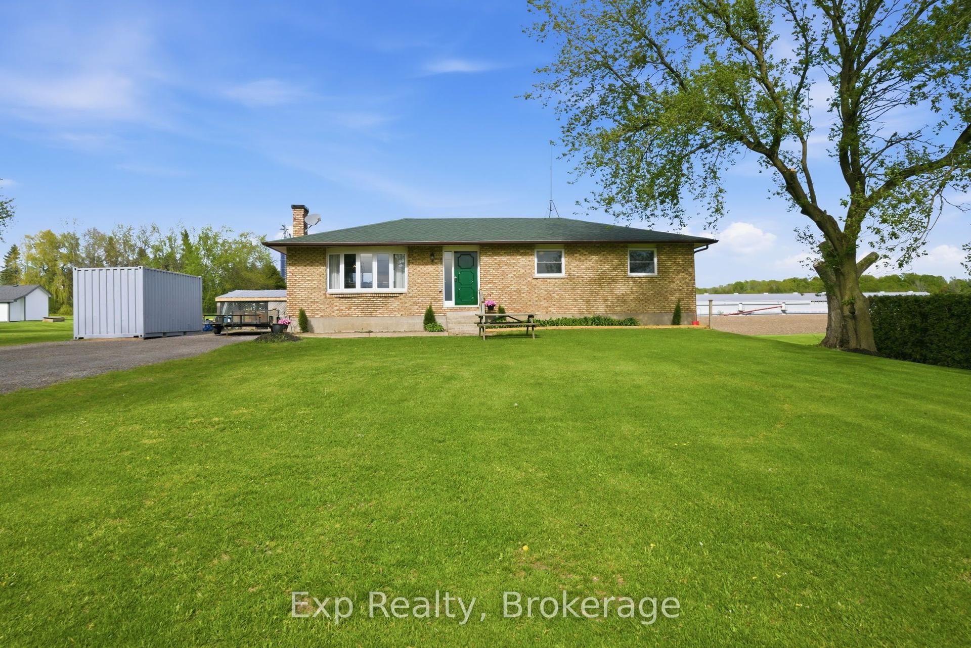 703 Stewart Road — photo 1