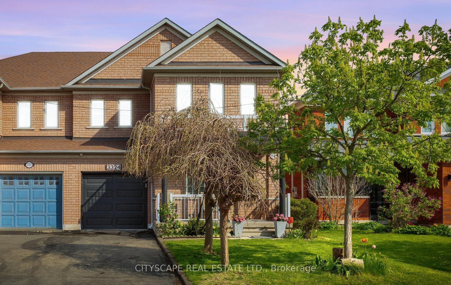 3324 Equestrian Crescent, Mississauga — Semi-Detached for sale, photo 1