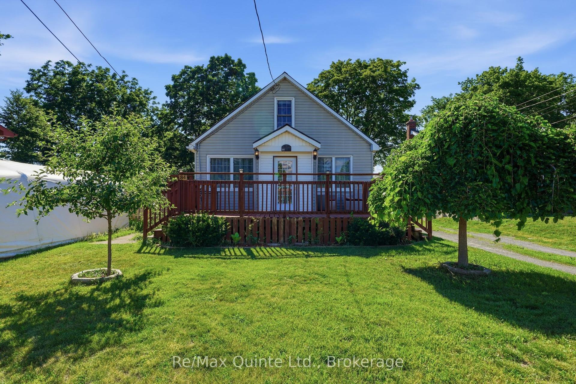 84 Campbell Street, Quinte West — Detached for sale, photo 1