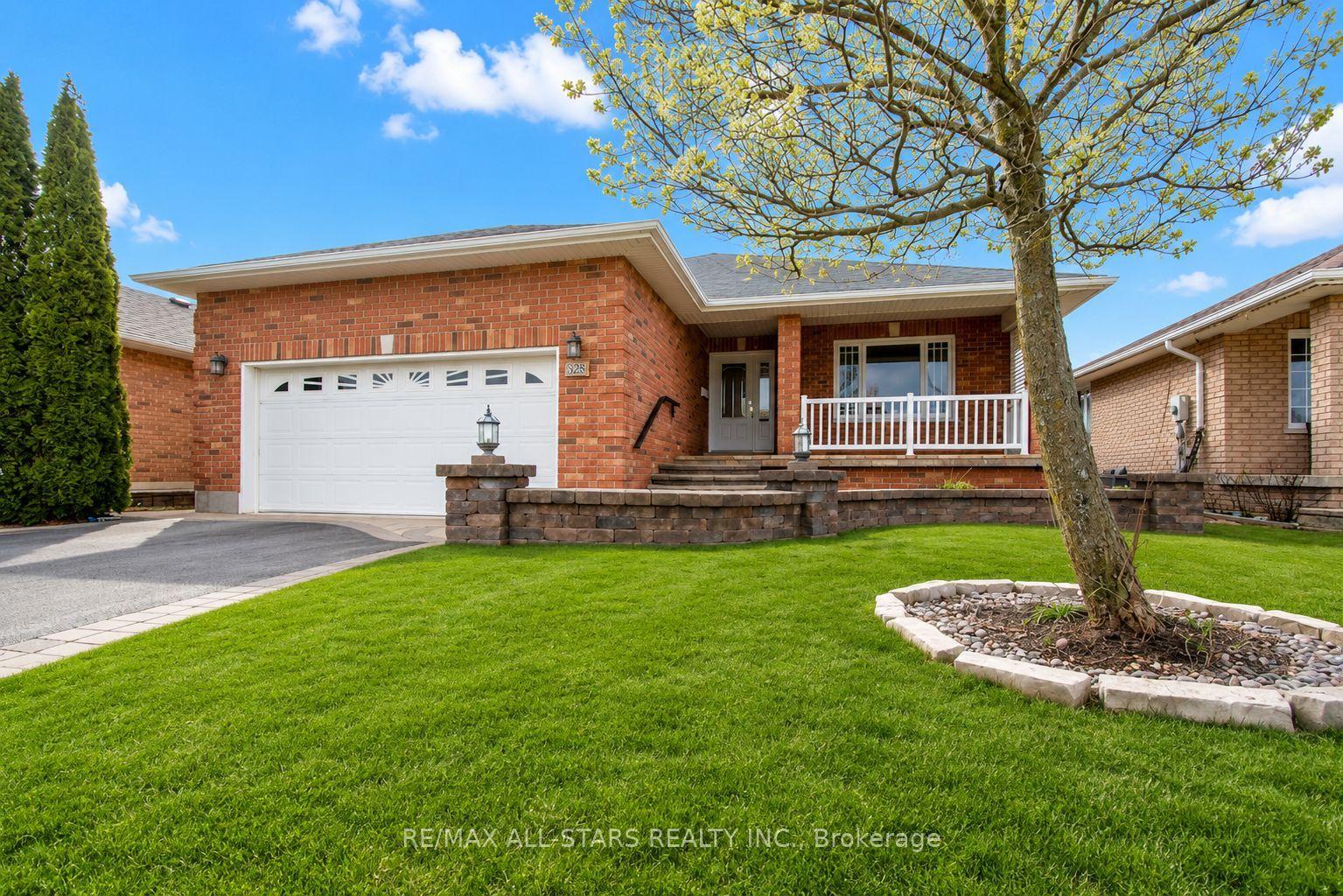 383 Wallace Drive — photo 1