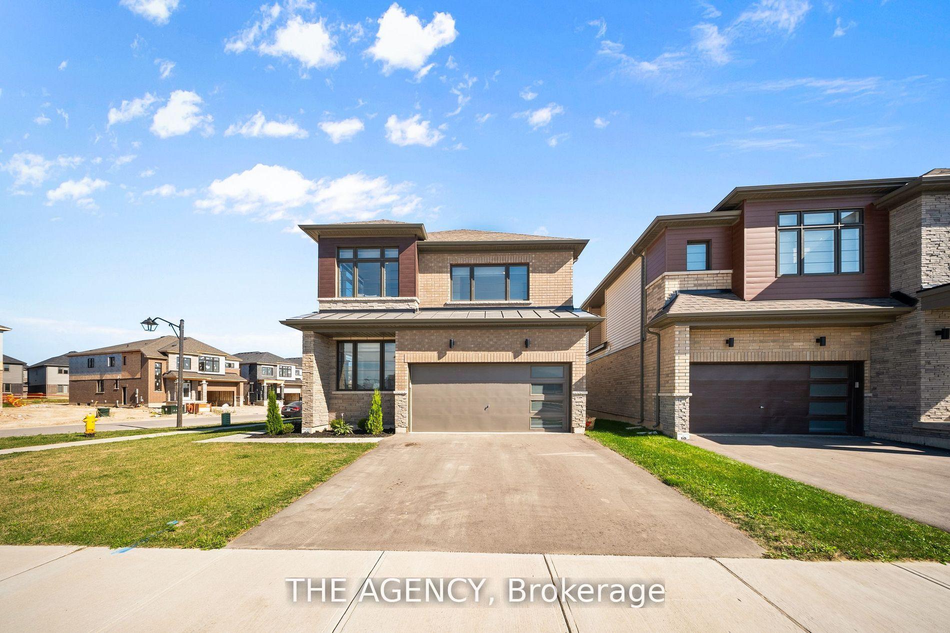 1 Bee Crescent — photo 1