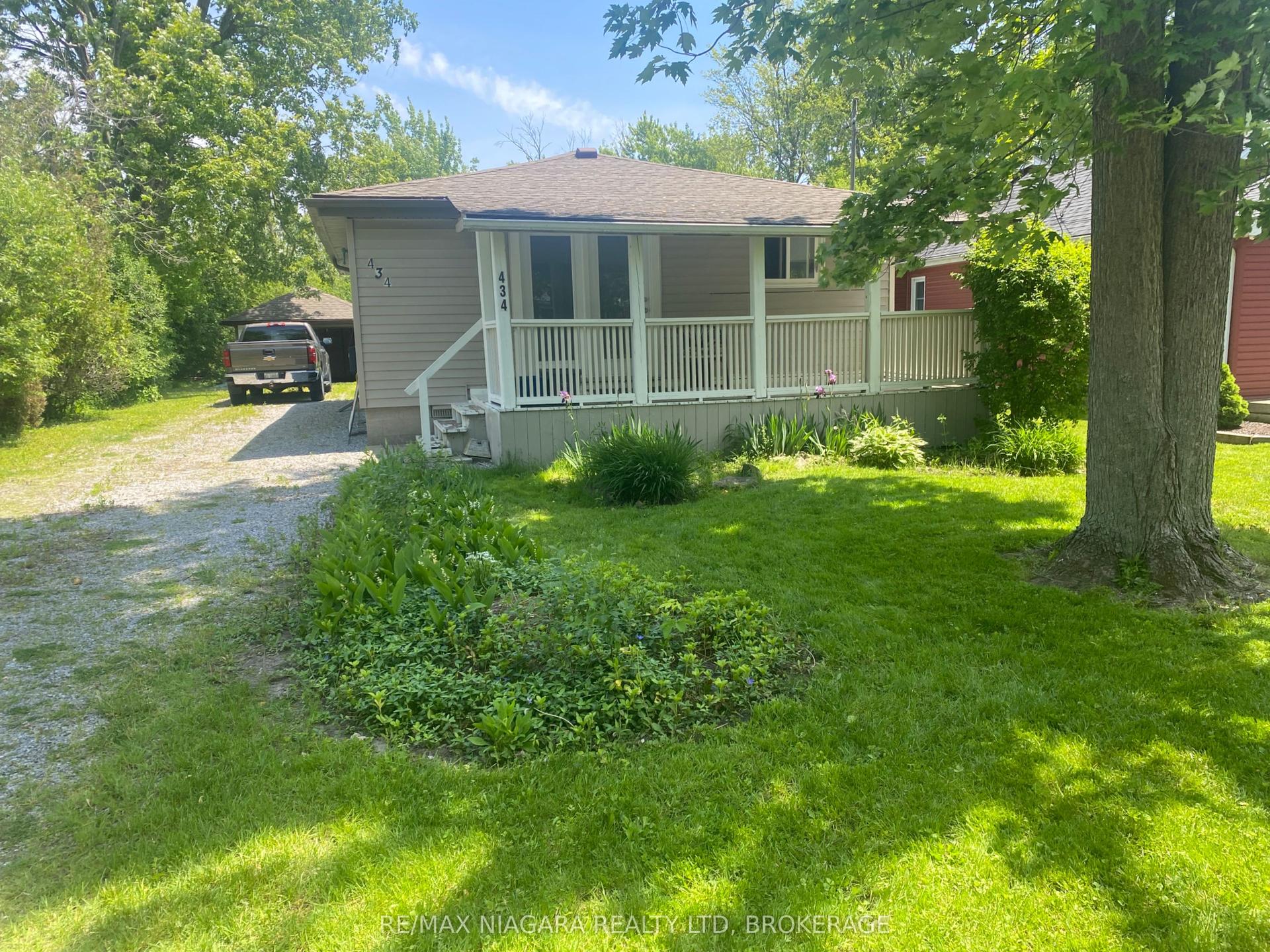 434 Crescent Road — photo 1