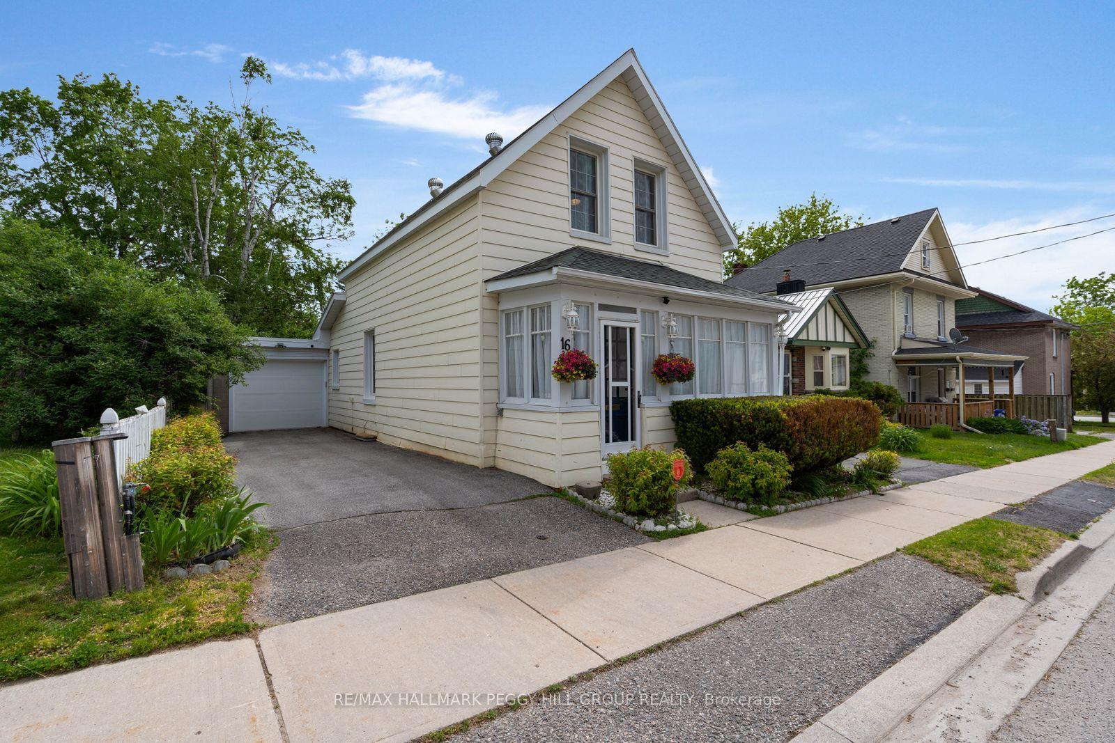 16 William Street, Orillia — Detached for sale, photo 1