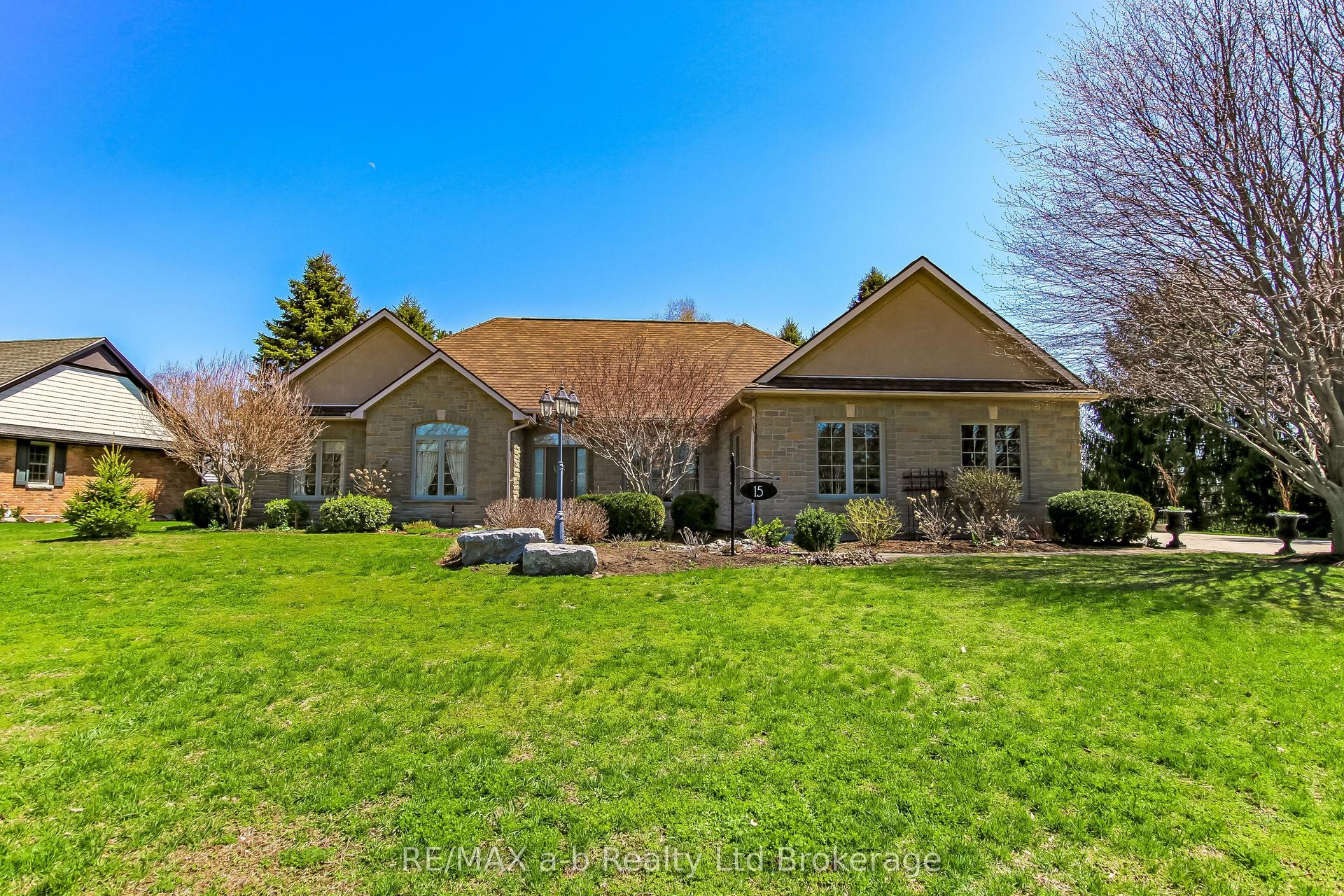 15 Otterview Drive — photo 1